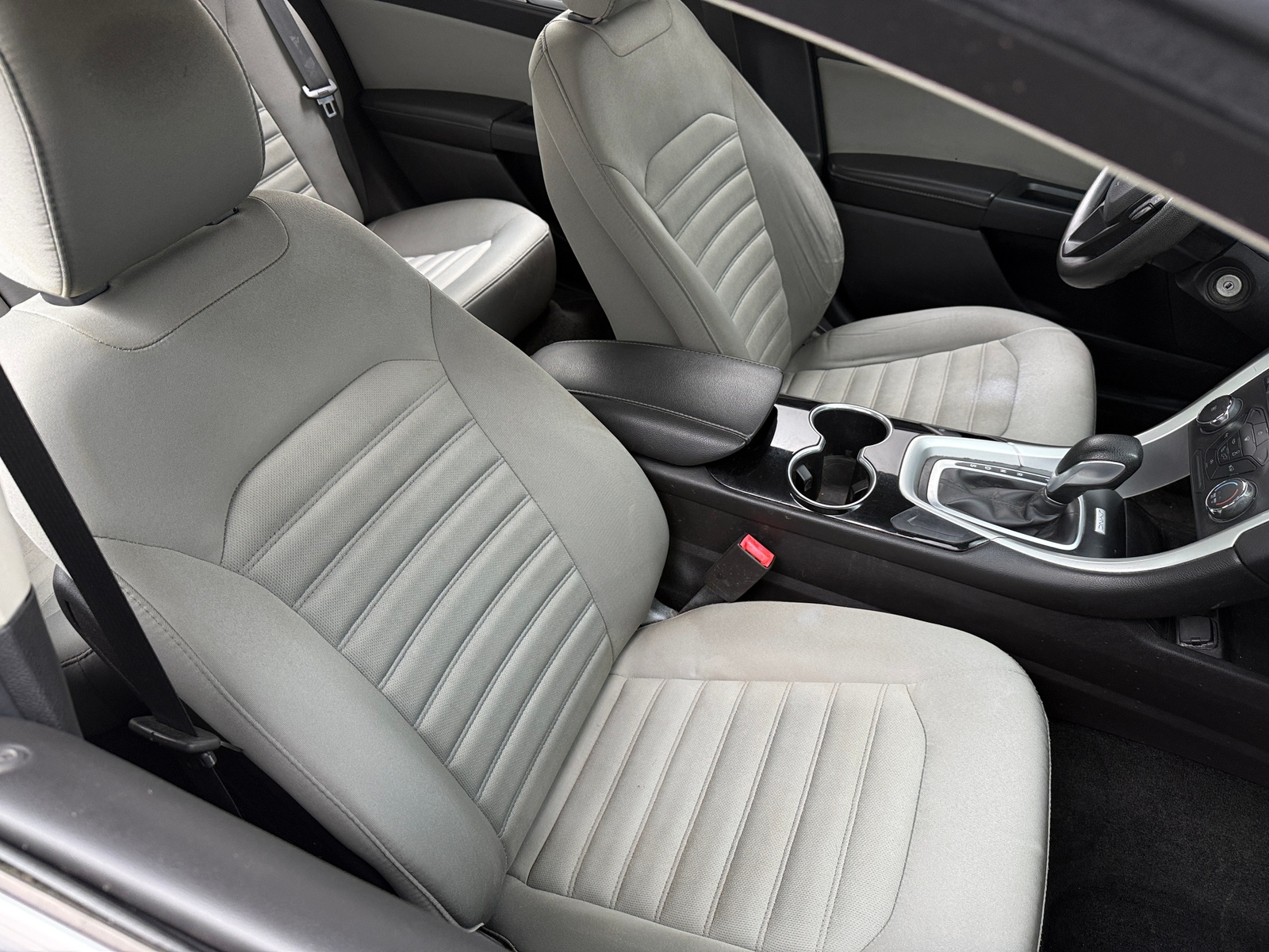 Thumbnail: 2015 Ford Fusion - 2