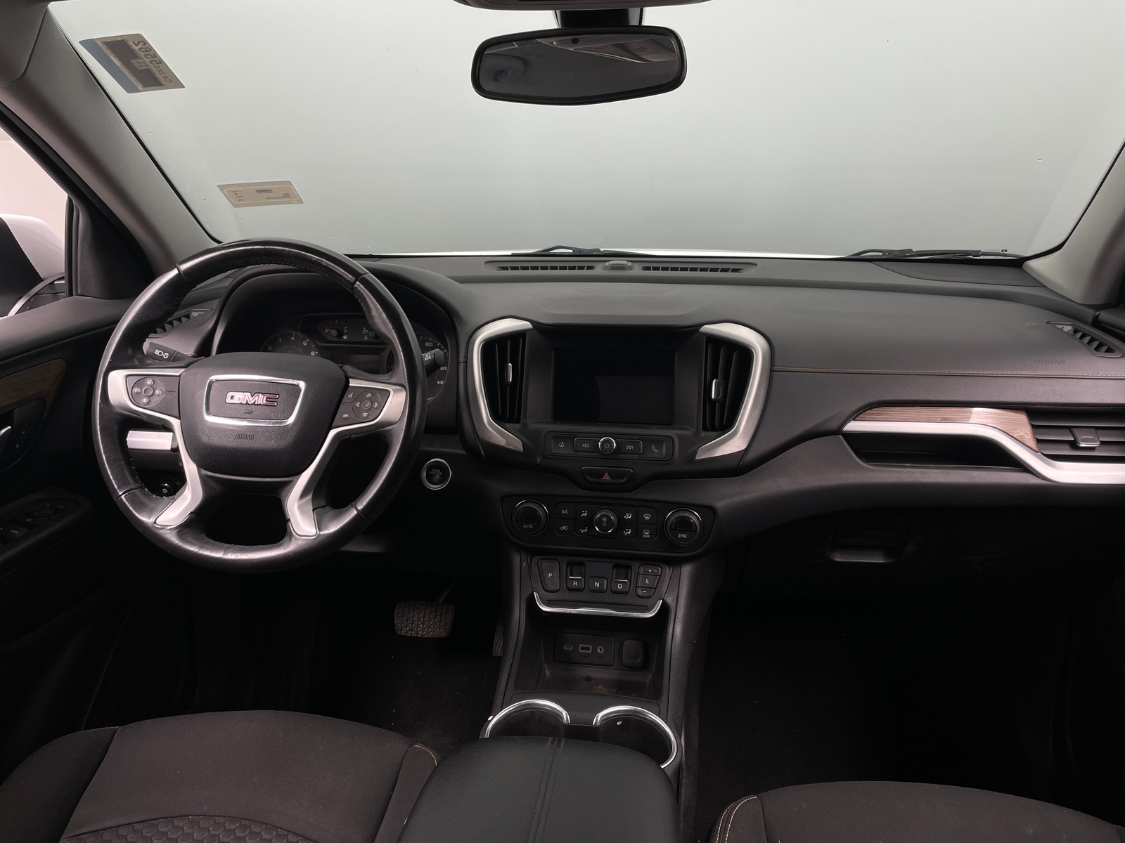 Thumbnail: 2018 GMC Terrain - 3