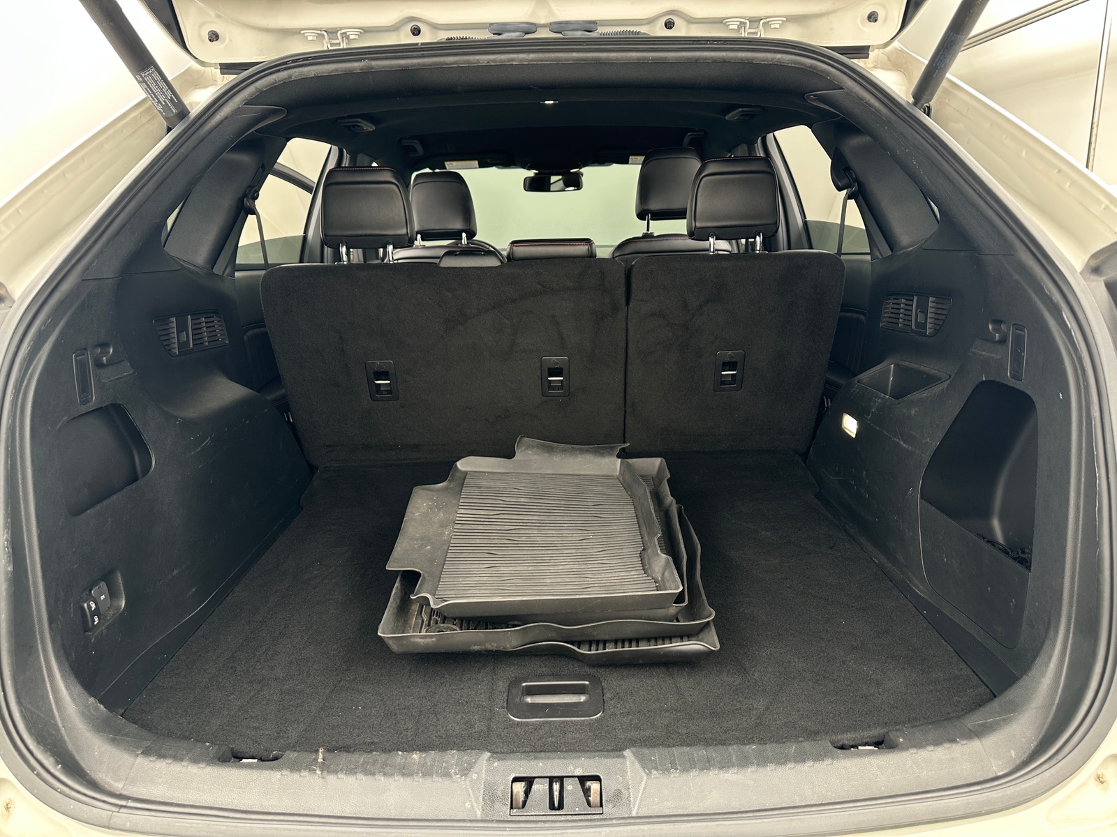 Thumbnail: 2022 Ford Edge - 6