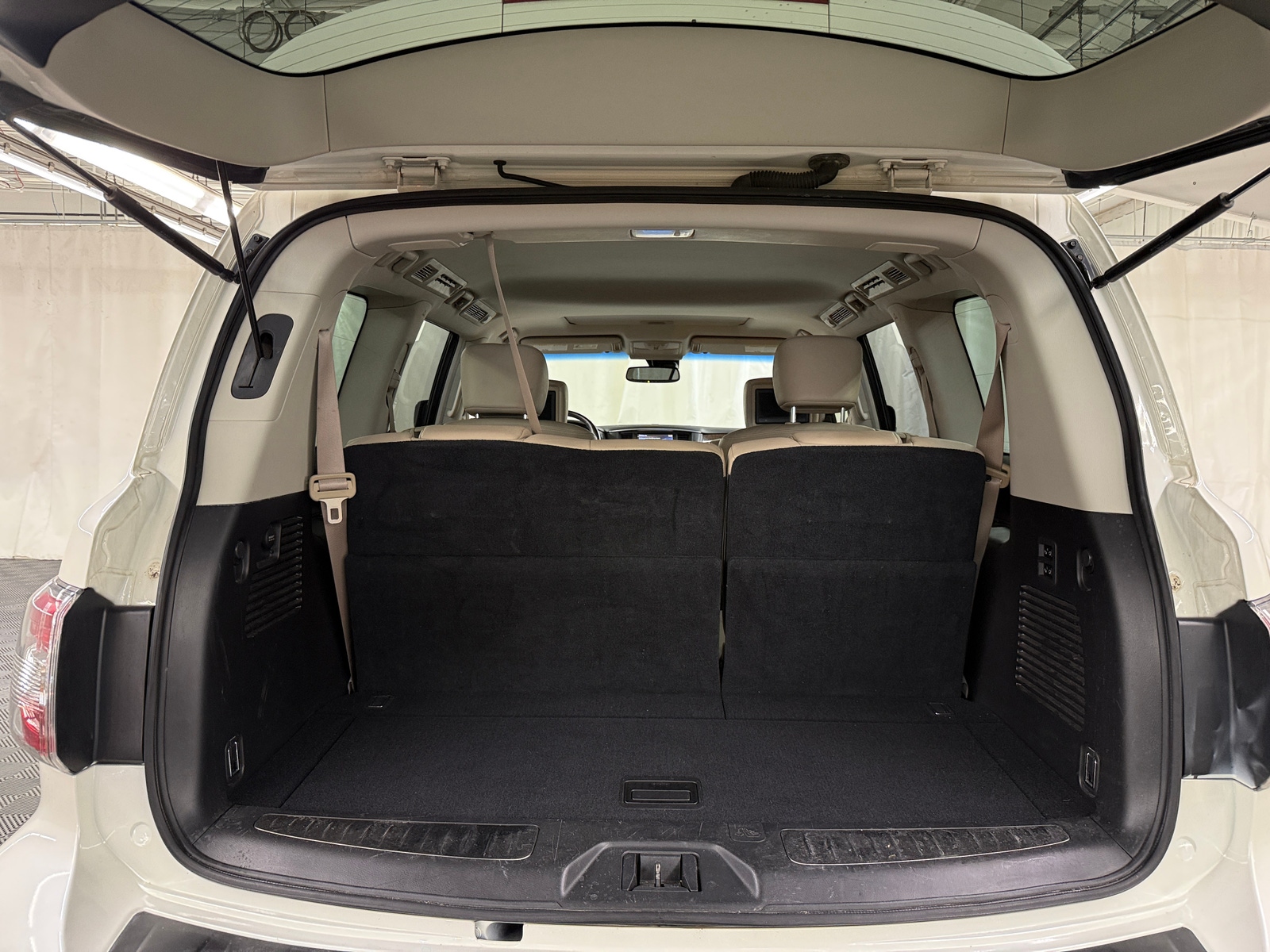 Thumbnail: 2017 Nissan Armada - 6