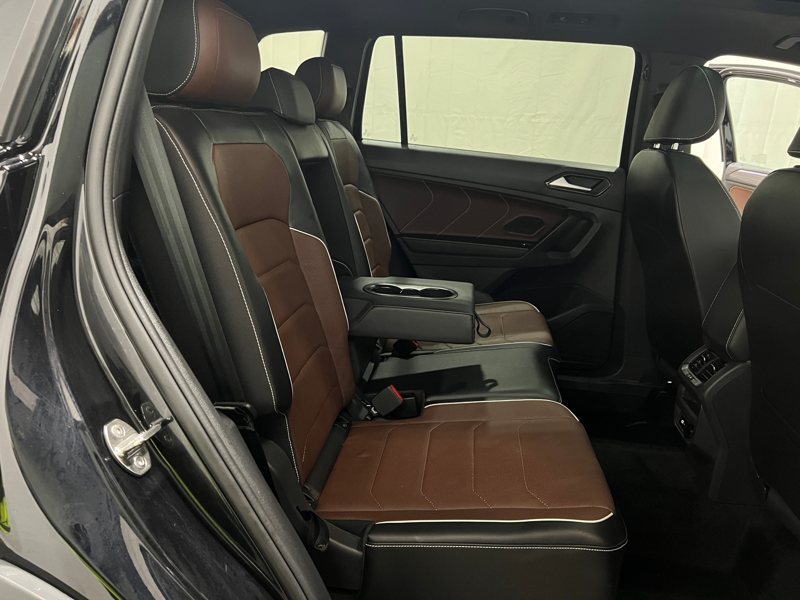 Thumbnail: 2024 Volkswagen Tiguan - 5