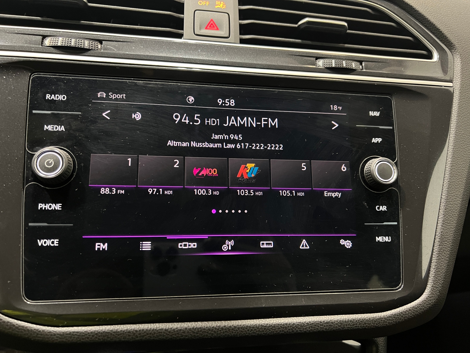 Thumbnail: 2024 Volkswagen Tiguan - 3