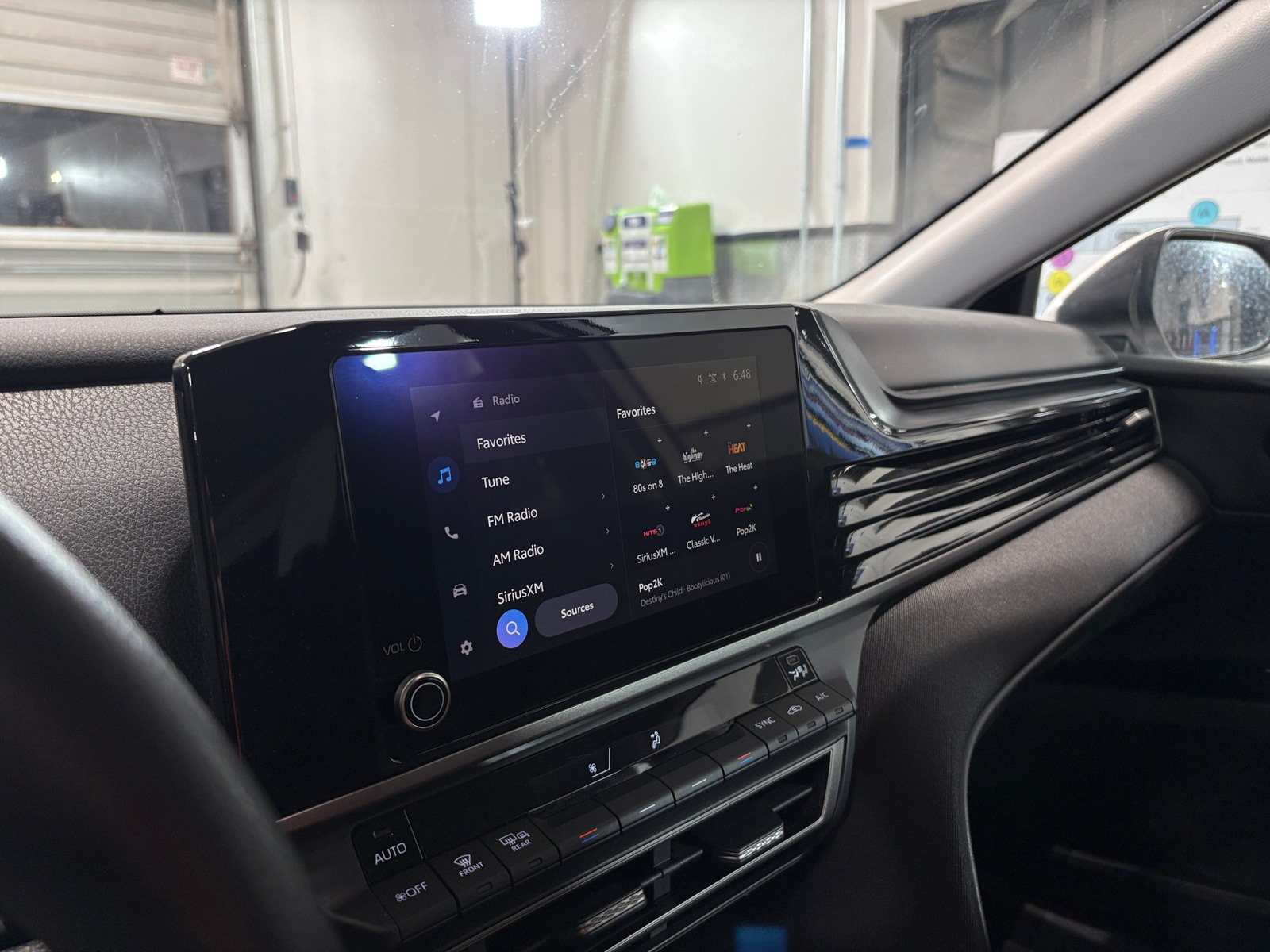 Thumbnail: 2025 Toyota Camry - 4