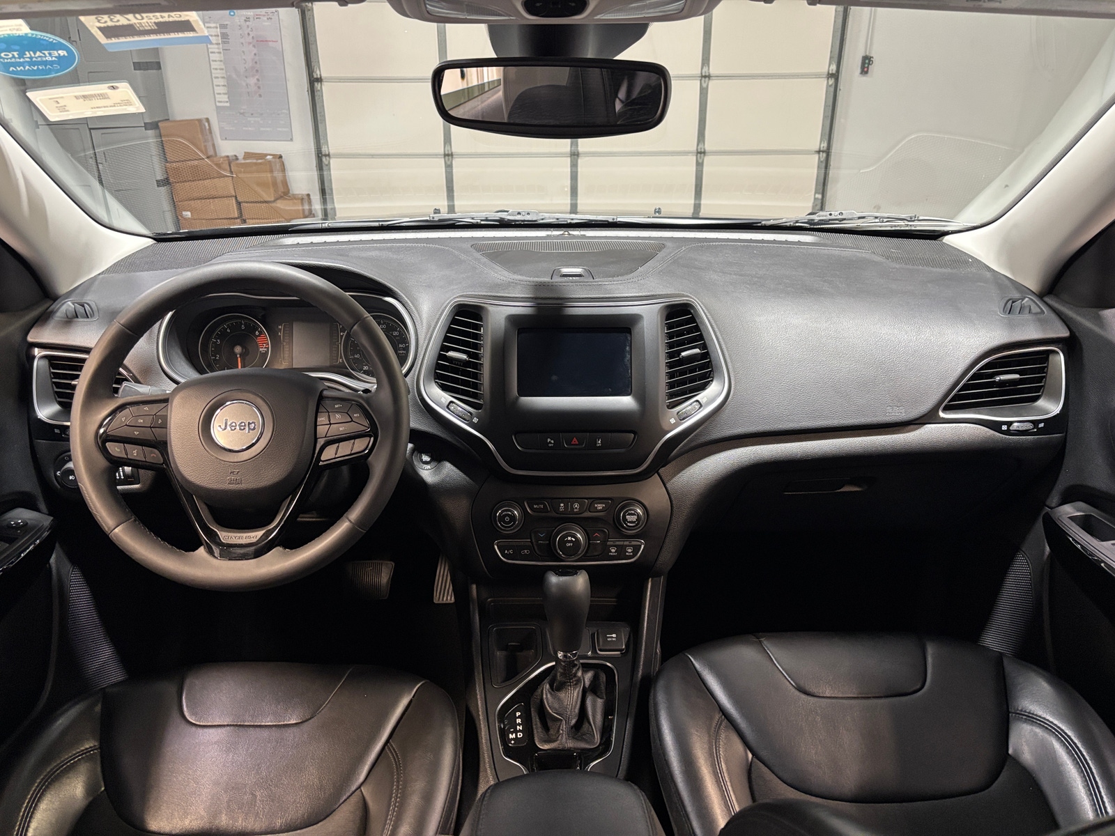 Thumbnail: 2020 Jeep Cherokee - 3