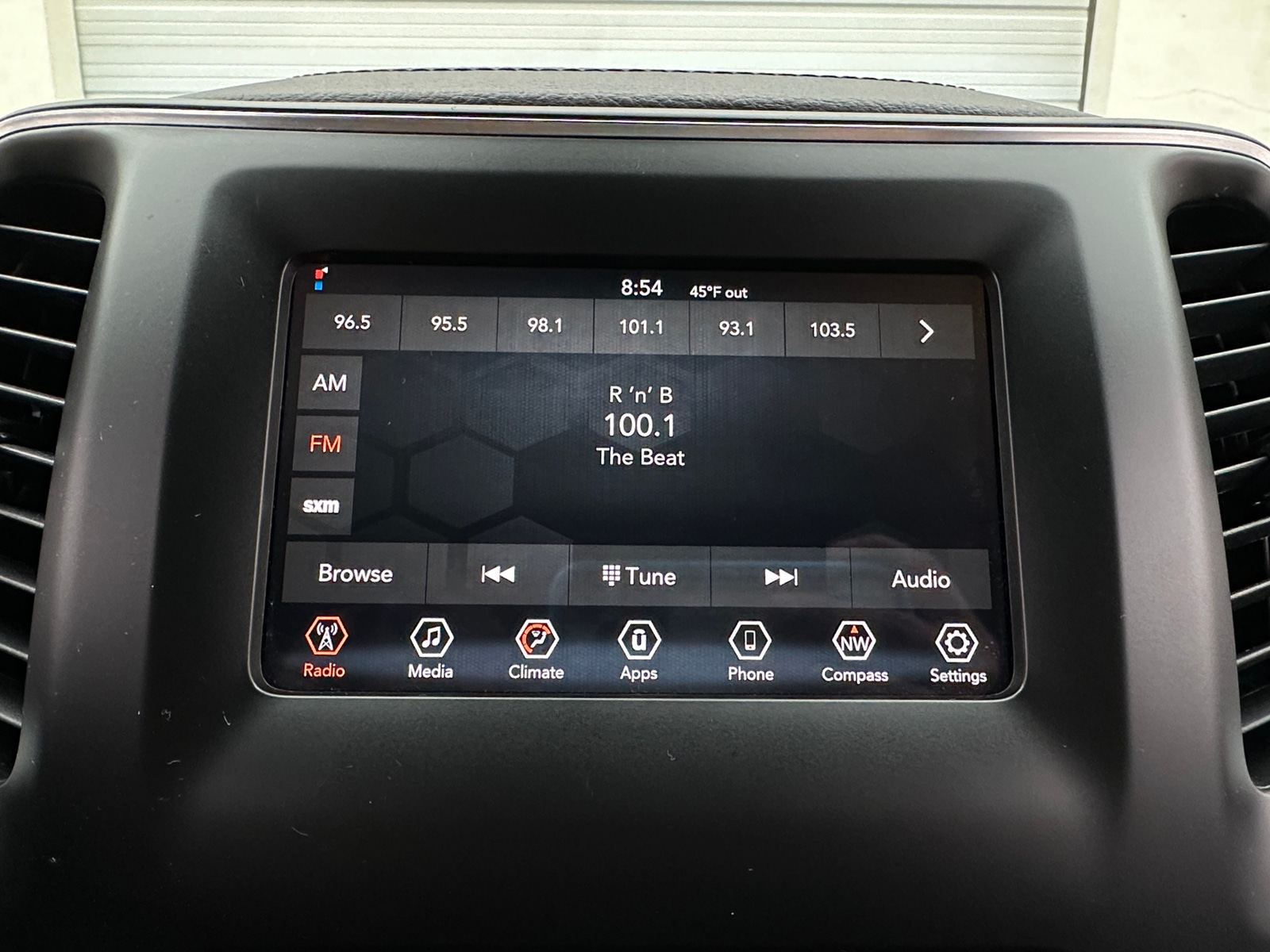 Thumbnail: 2020 Jeep Cherokee - 4