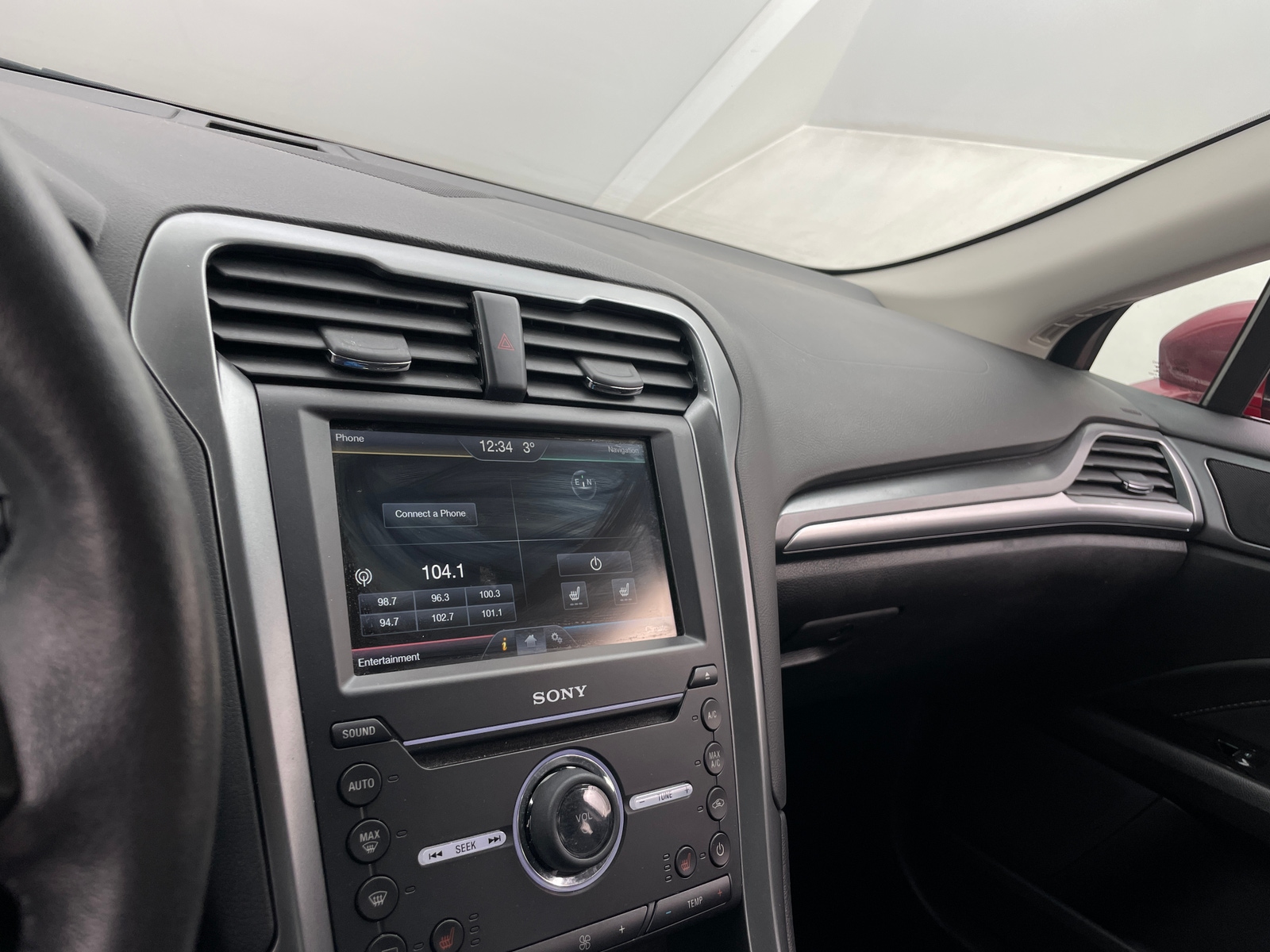 Thumbnail: 2016 Ford Fusion - 3