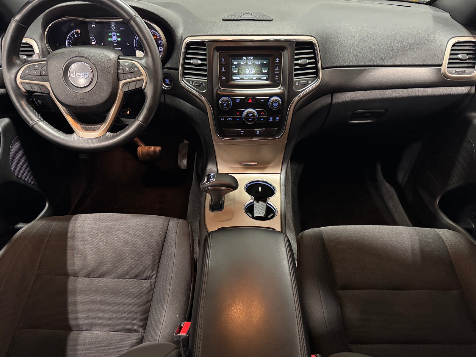 Thumbnail: 2015 Jeep Grand Cherokee - 3