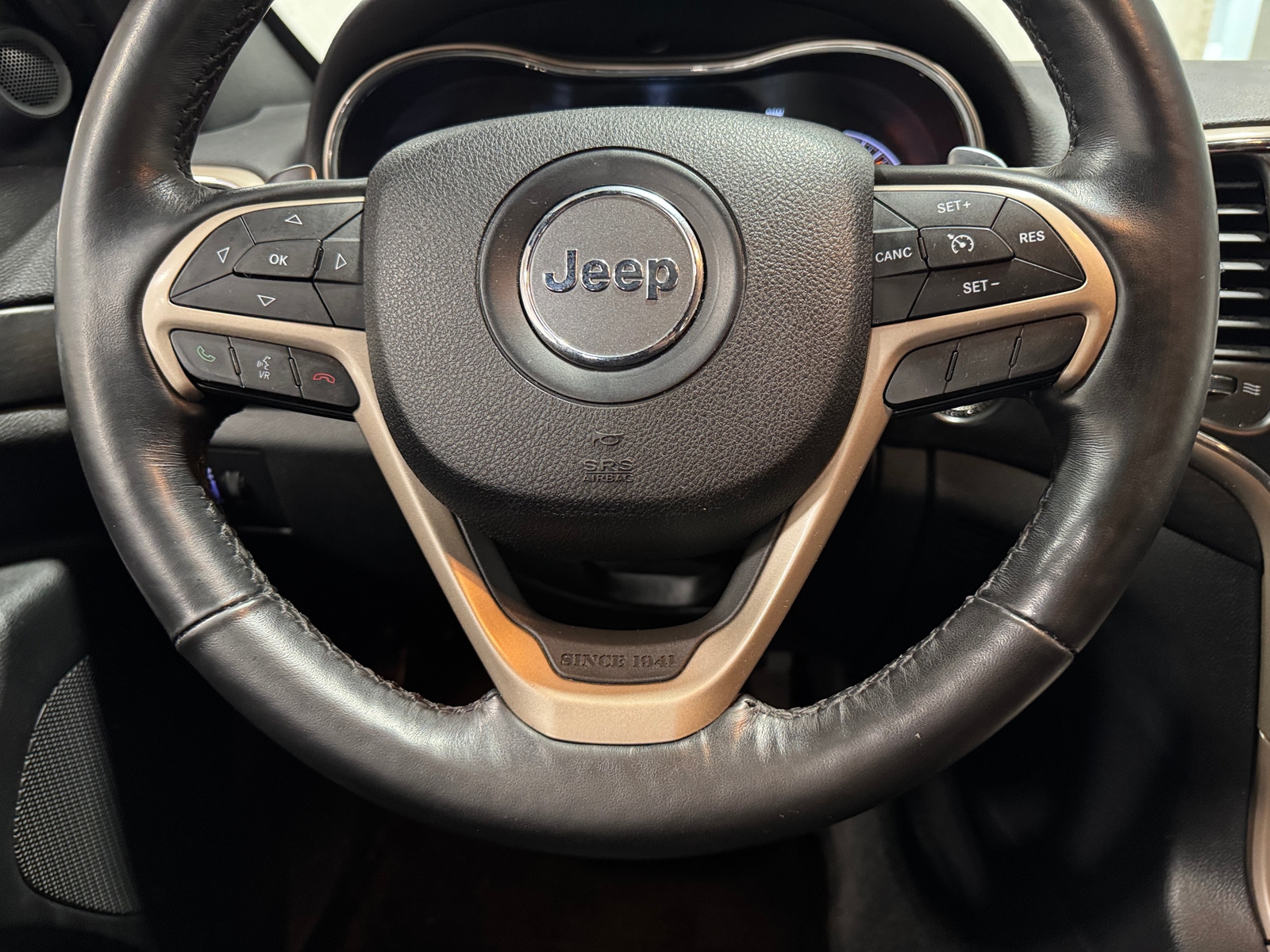 Thumbnail: 2015 Jeep Grand Cherokee - 5