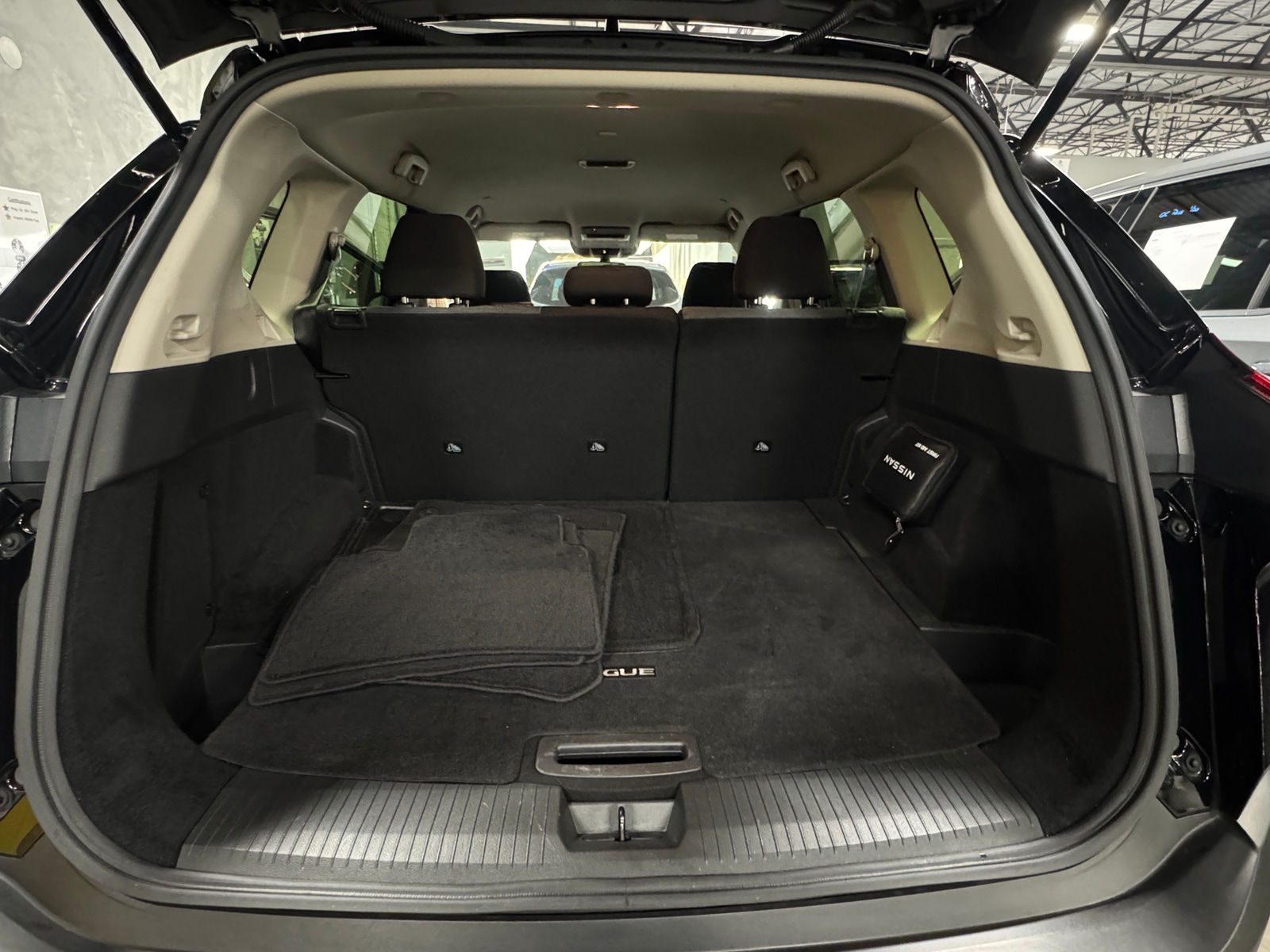 Thumbnail: 2023 Nissan Rogue - 7