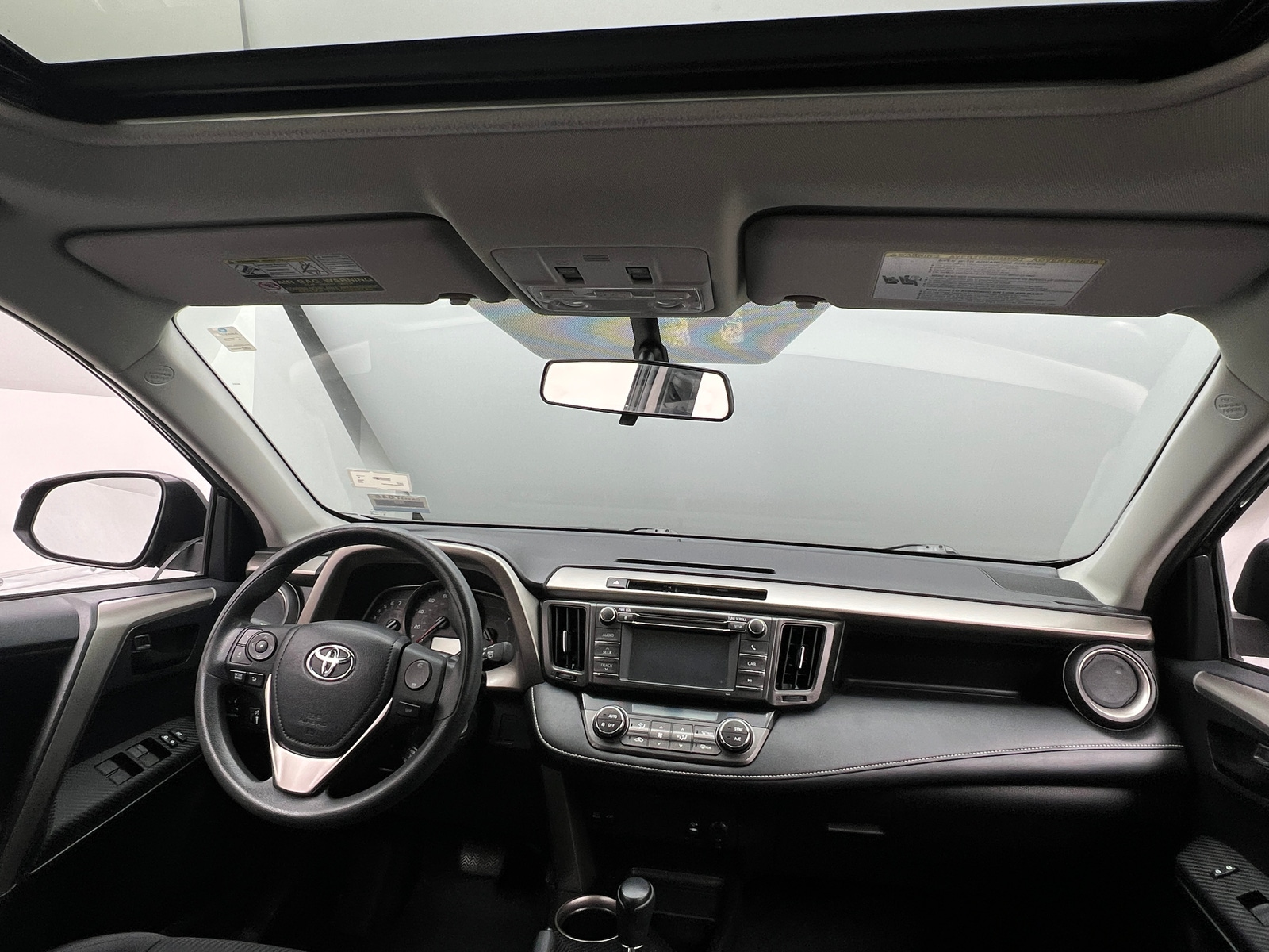 Thumbnail: 2013 Toyota RAV4 - 3