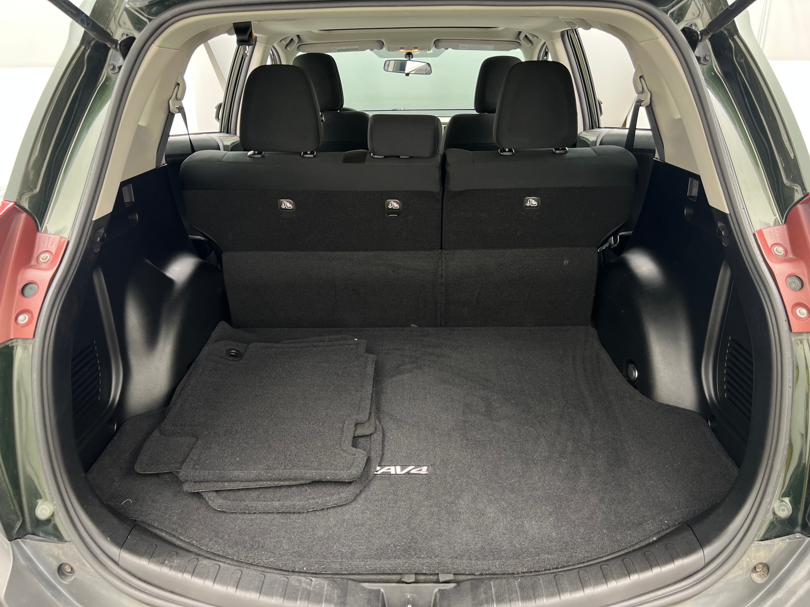 Thumbnail: 2013 Toyota RAV4 - 7