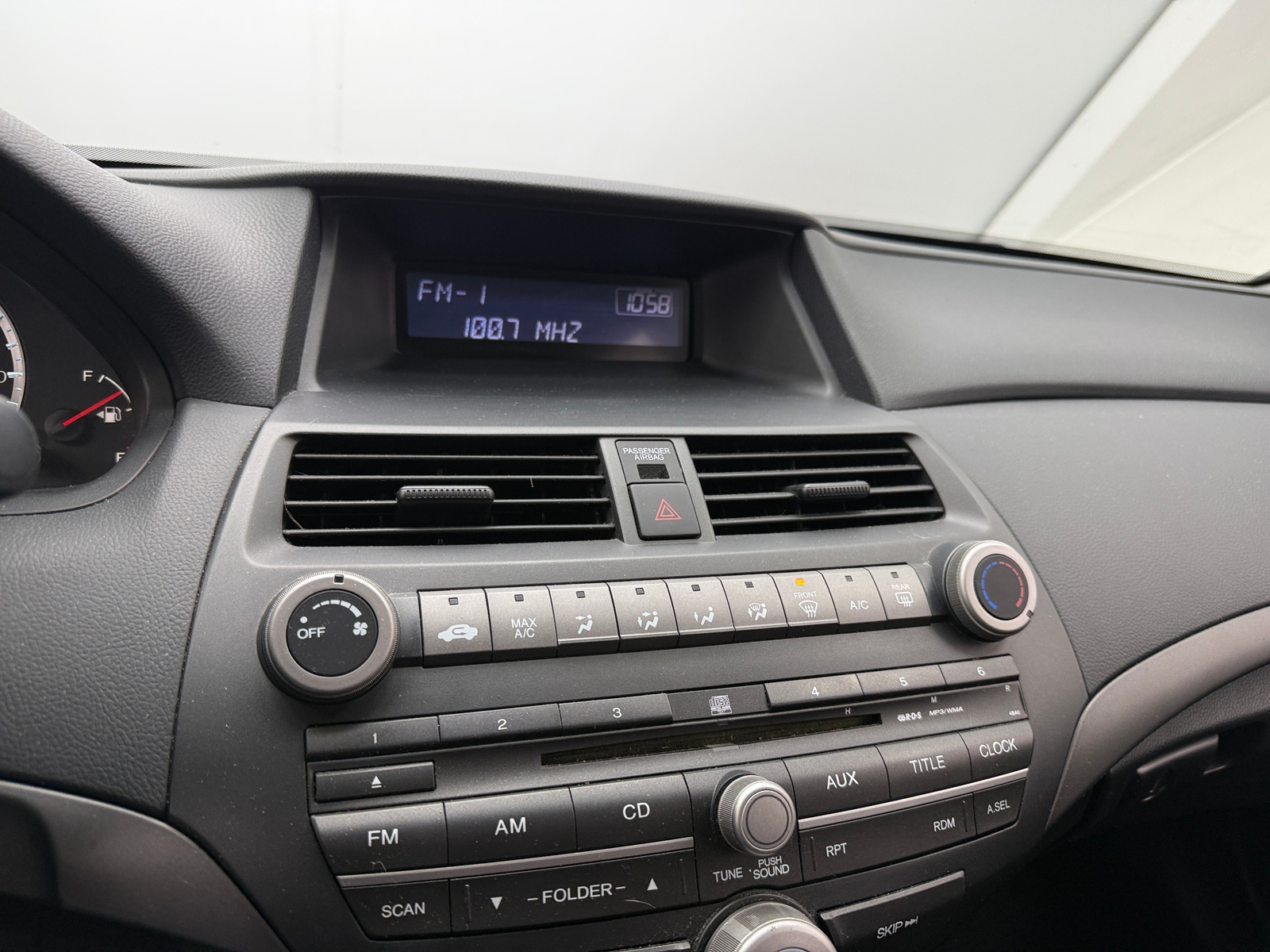 Thumbnail: 2010 Honda Accord - 4