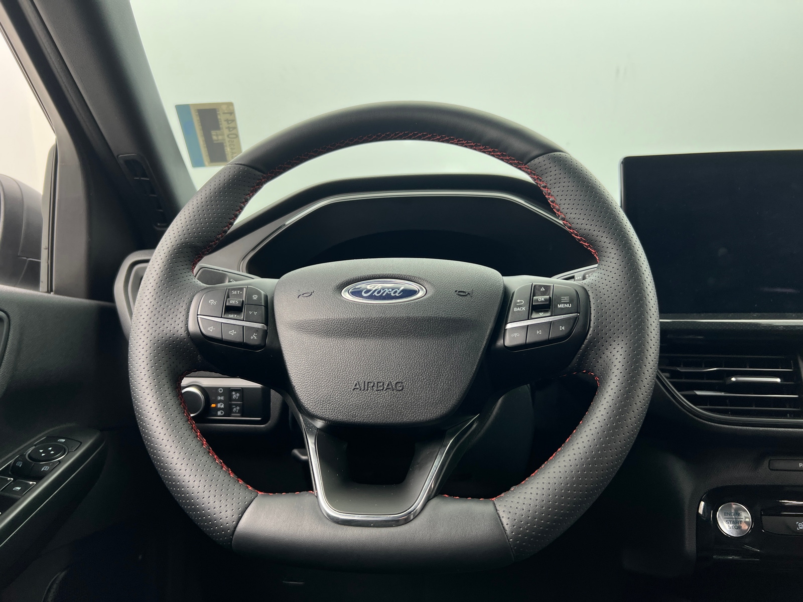 Thumbnail: 2023 Ford Escape - 4