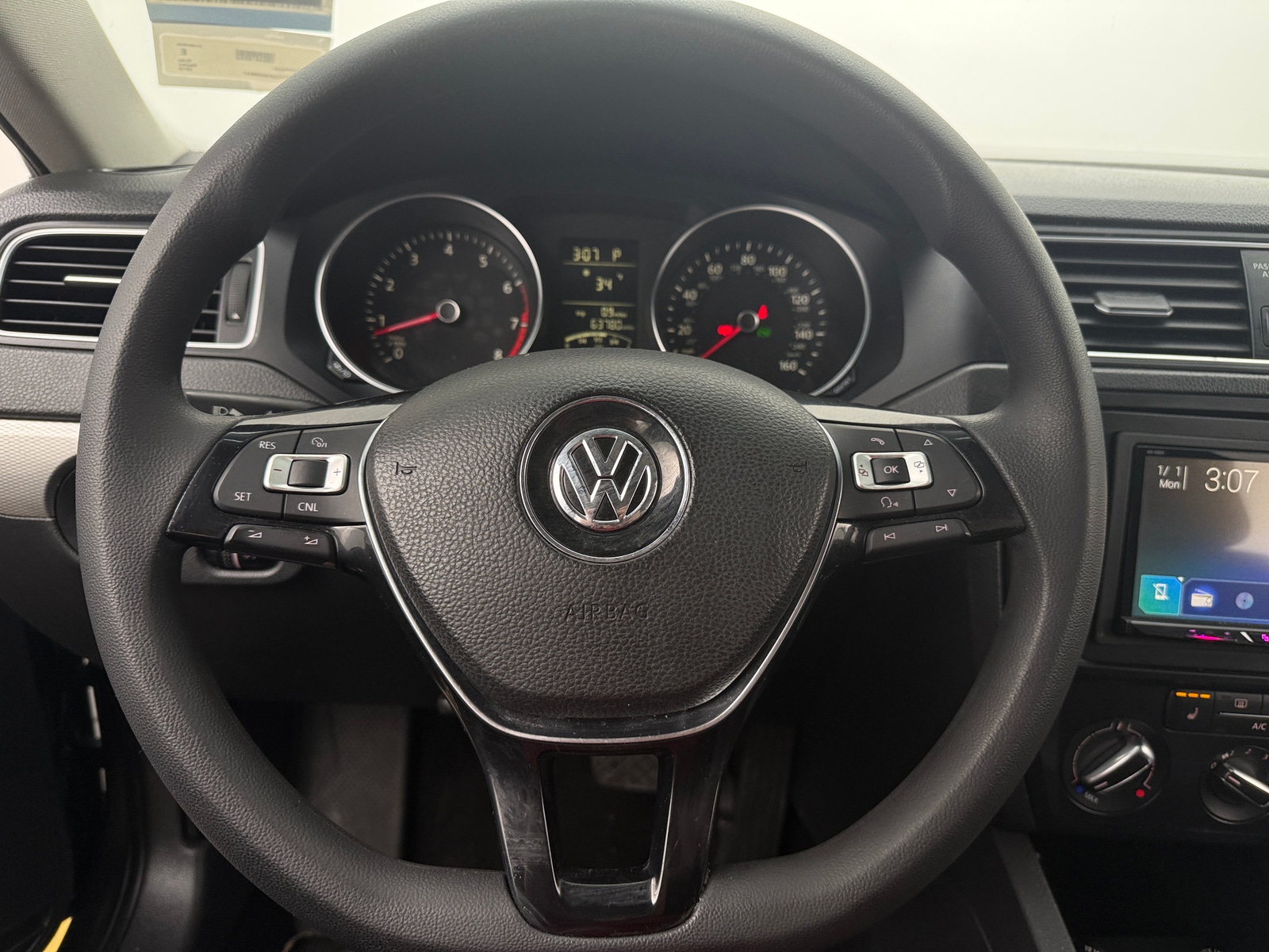 Thumbnail: 2015 Volkswagen Jetta - 5