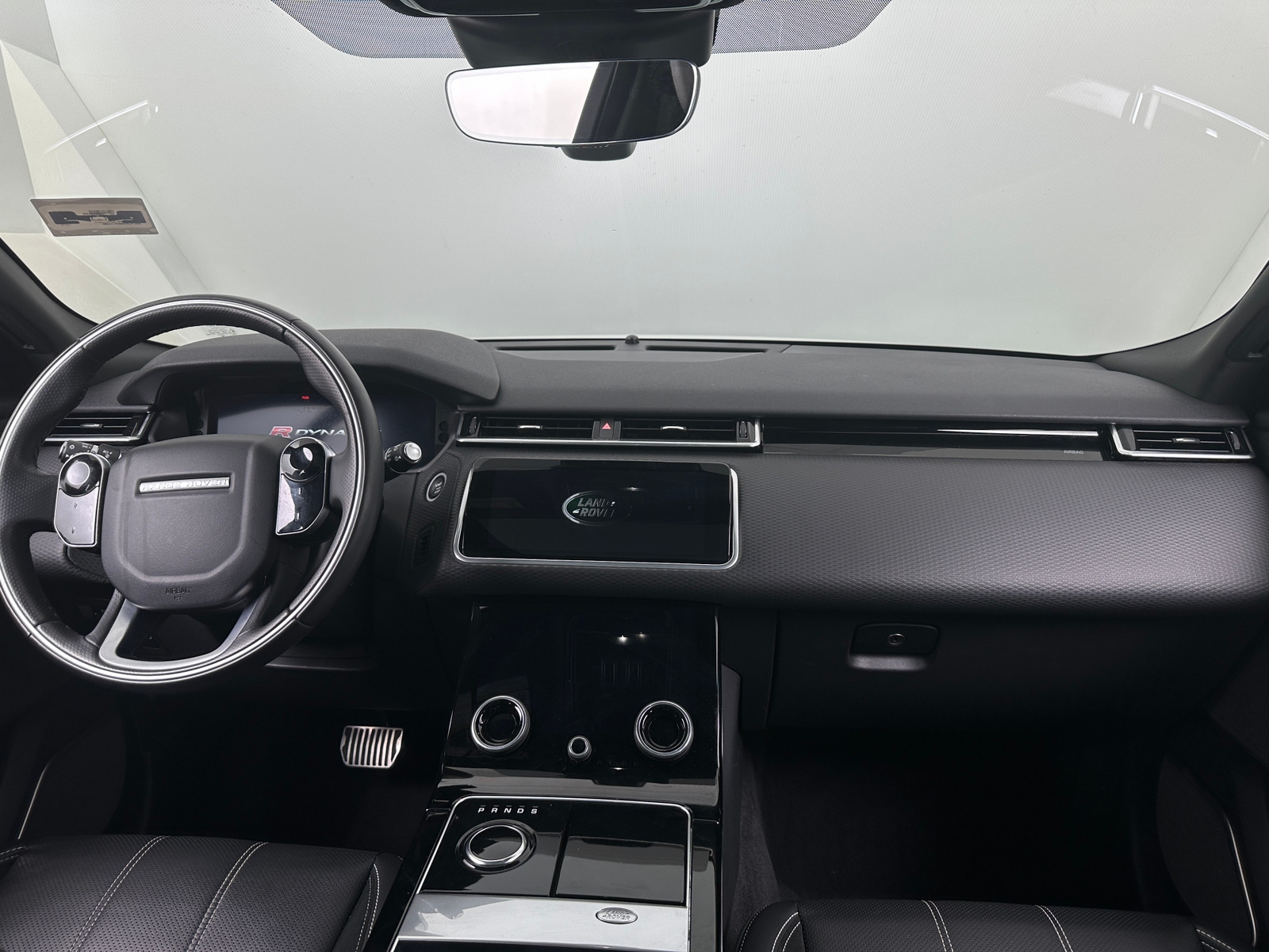 Thumbnail: 2019 Land Rover Range Rover Velar - 2