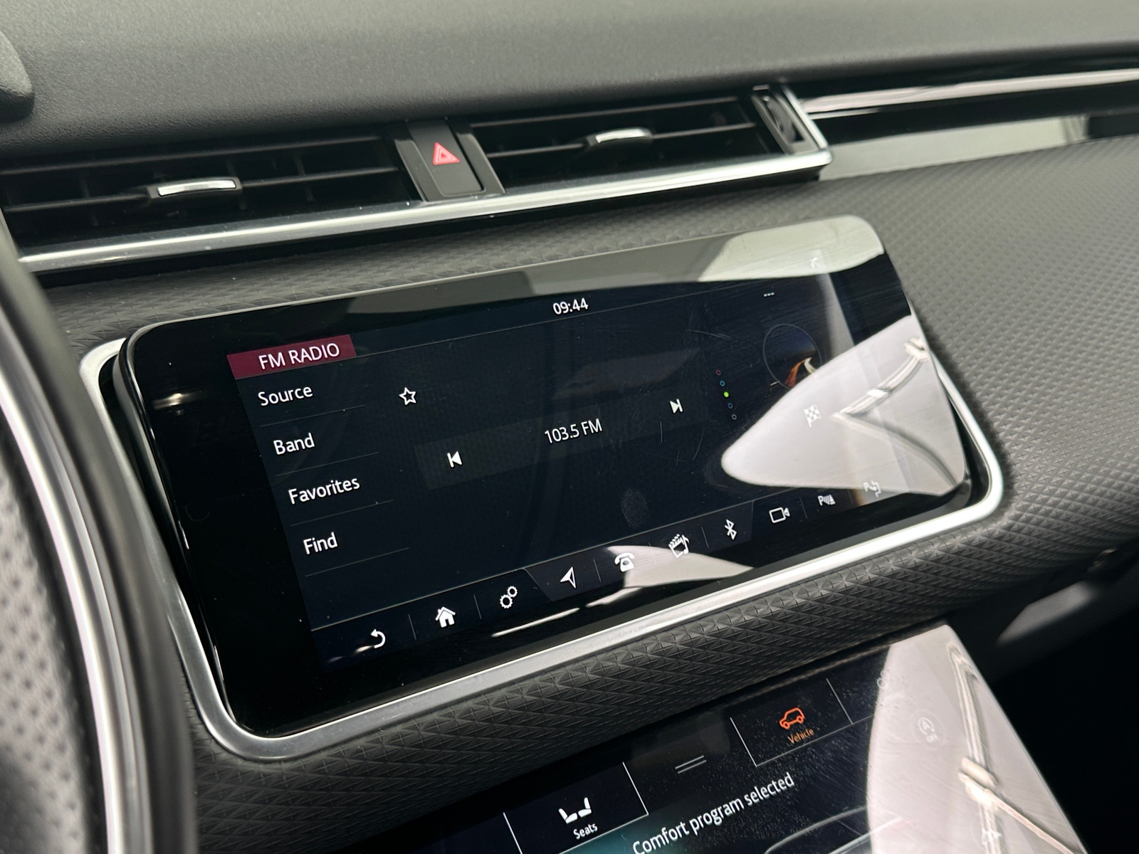 Thumbnail: 2019 Land Rover Range Rover Velar - 3