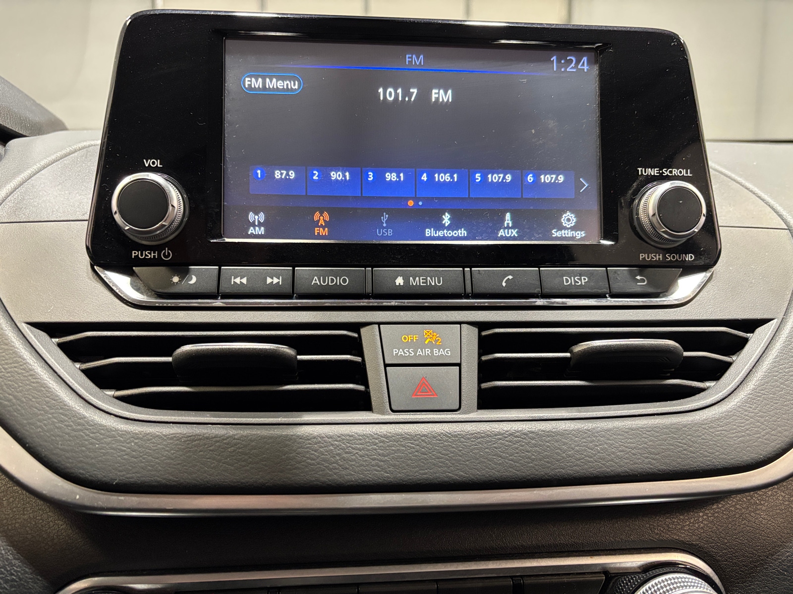 Thumbnail: 2022 Nissan Altima - 4