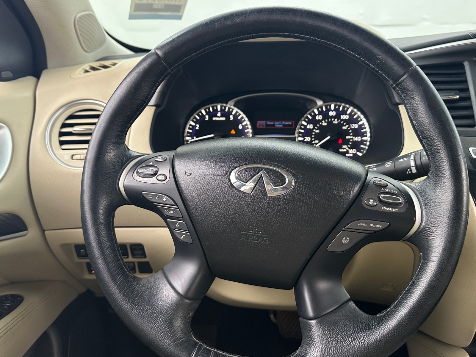 Thumbnail: 2016 INFINITI QX60 - 4