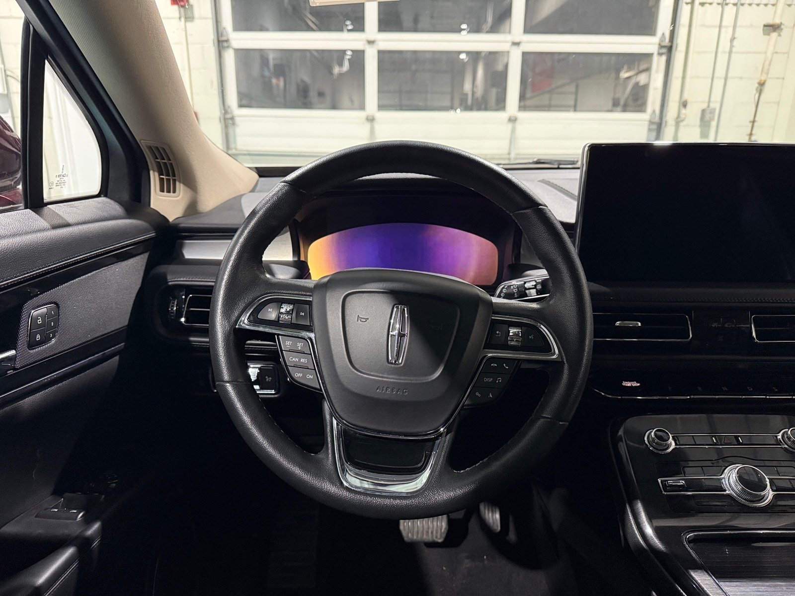 Thumbnail: 2022 Lincoln Nautilus - 4