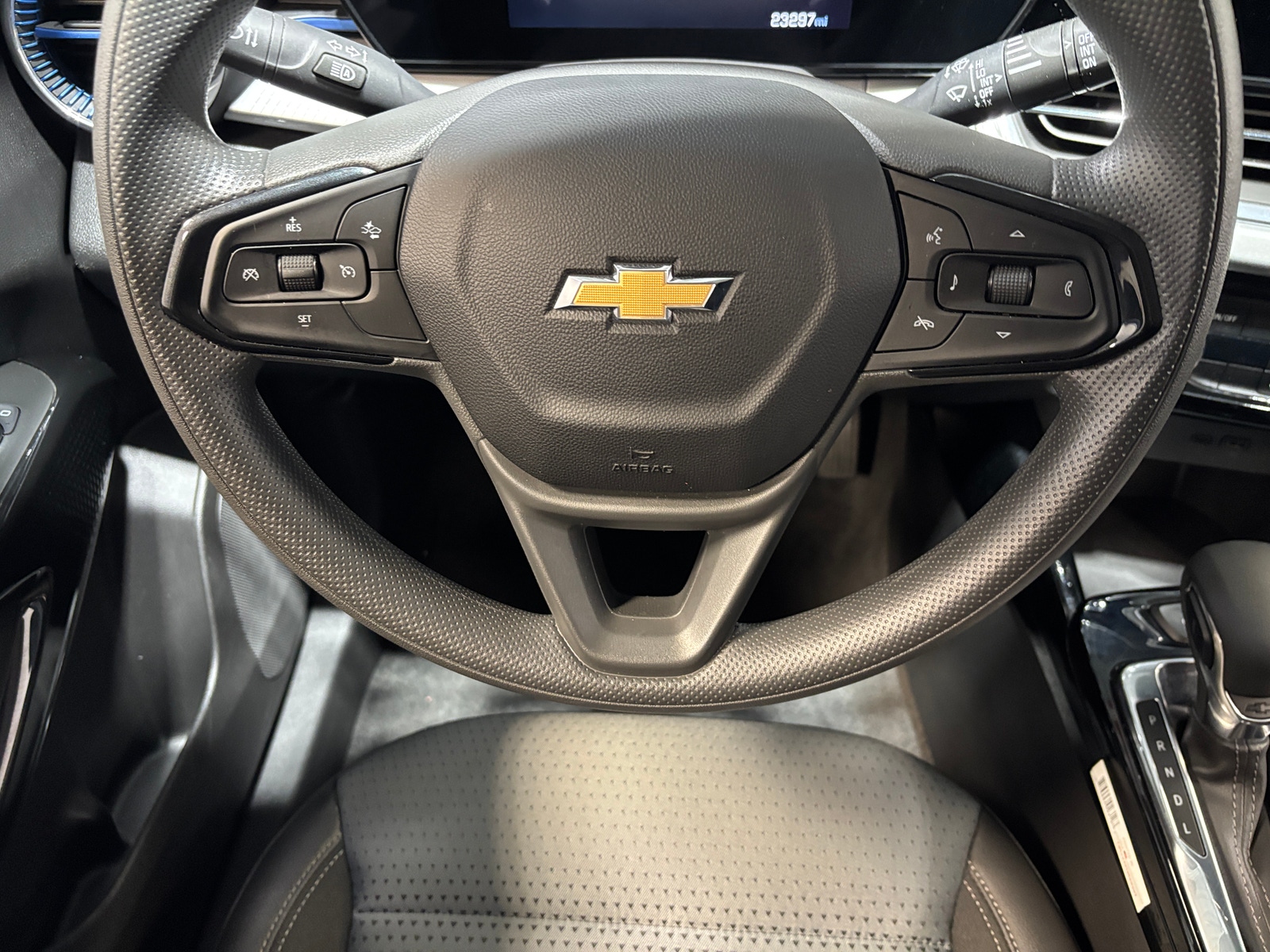 Thumbnail: 2025 Chevrolet Trax - 5