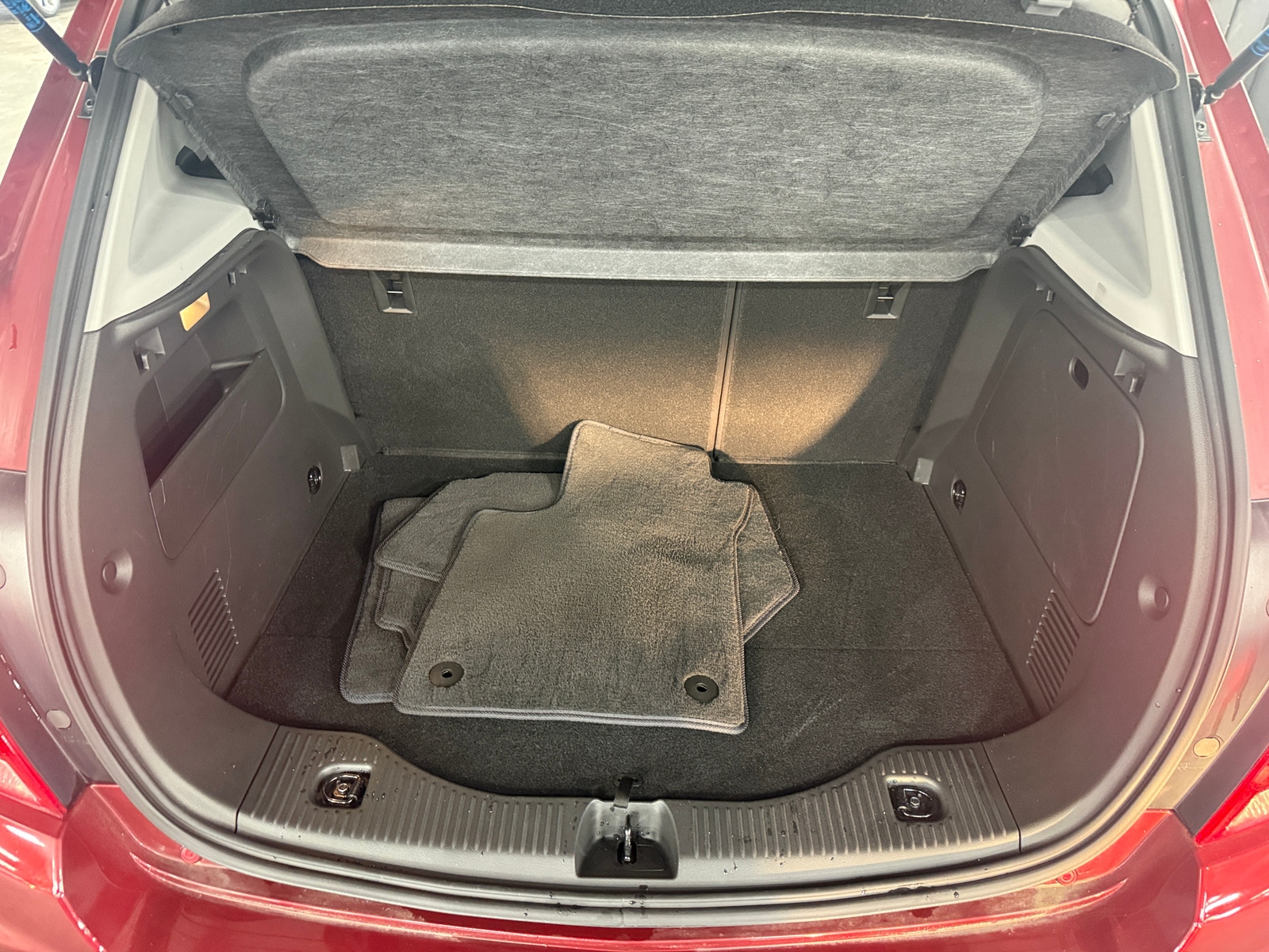 Thumbnail: 2022 Chevrolet Trax - 7