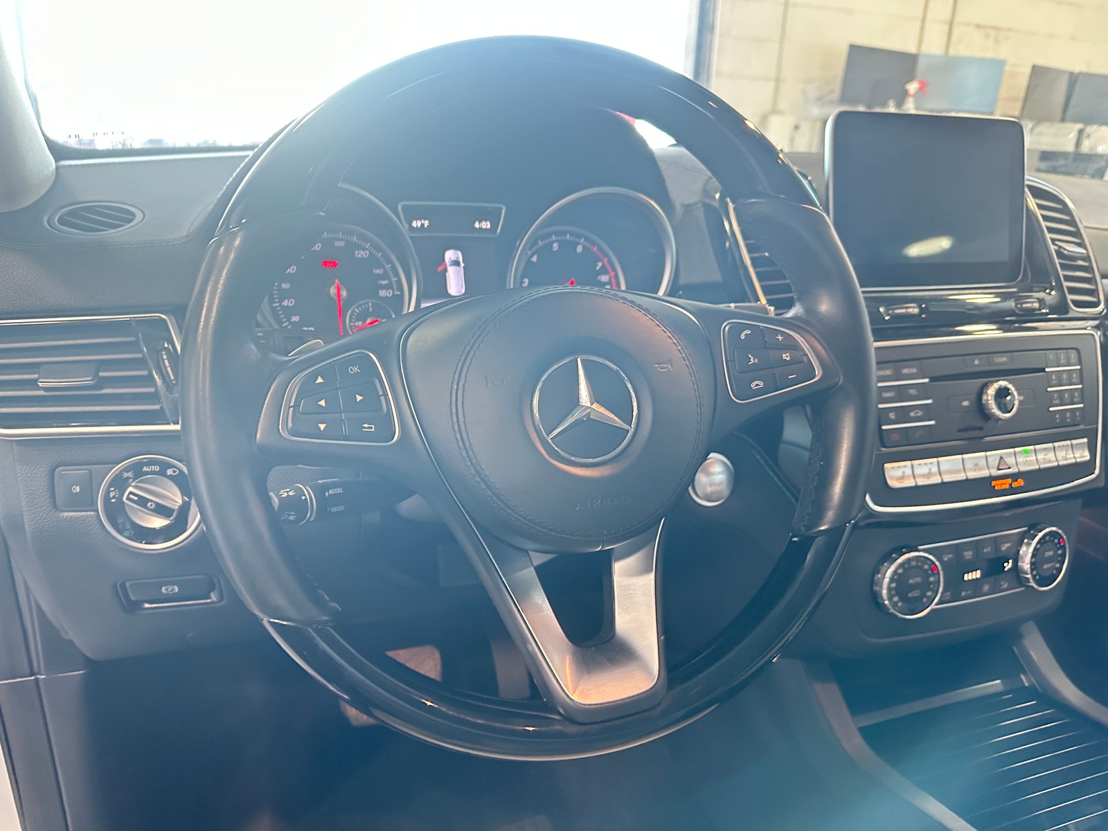 Thumbnail: 2017 Mercedes-Benz GLS - 4