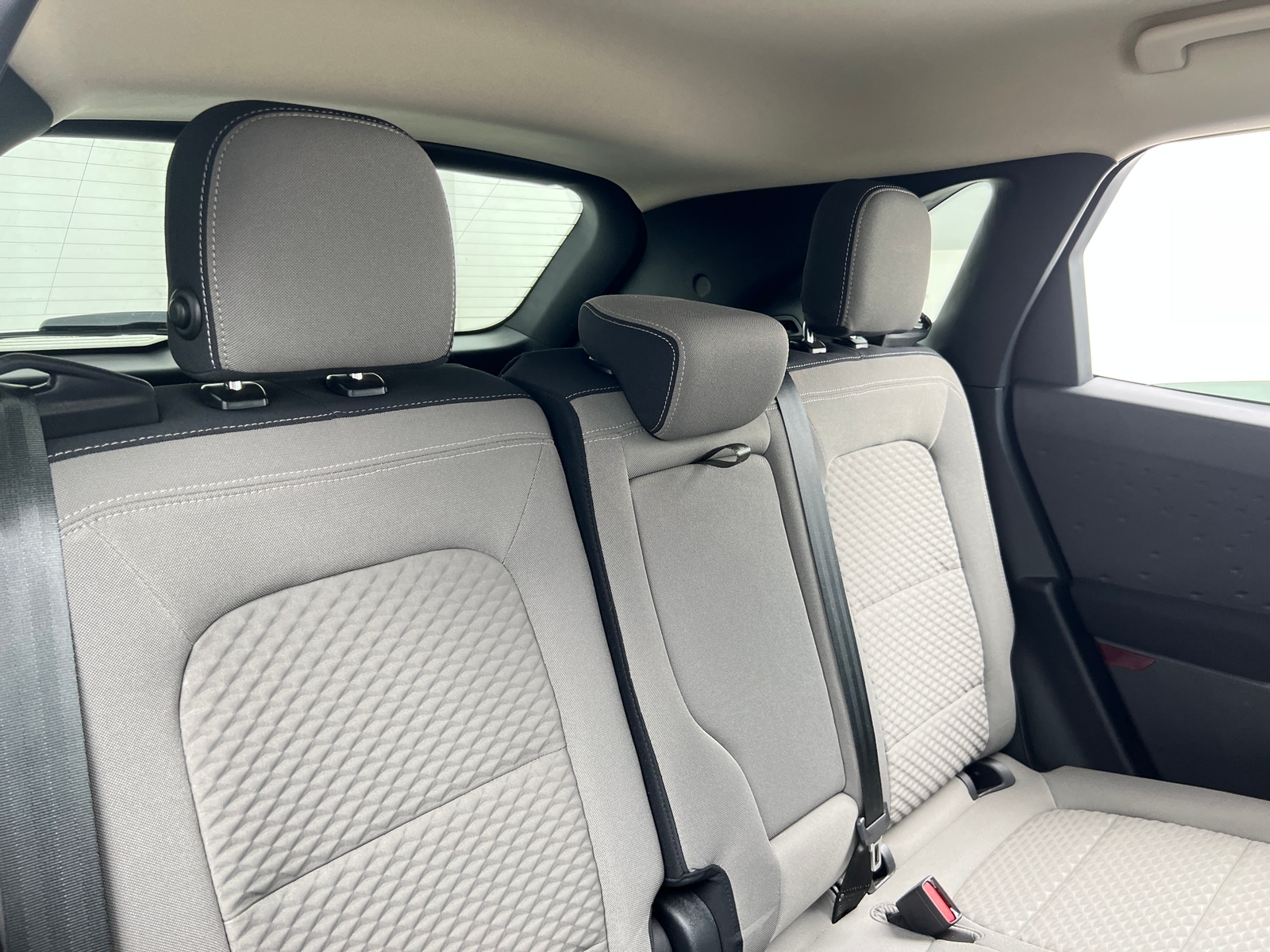 Thumbnail: 2020 Ford Escape - 6