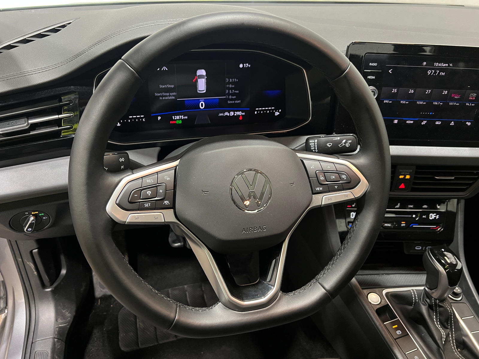 Thumbnail: 2025 Volkswagen Jetta - 4