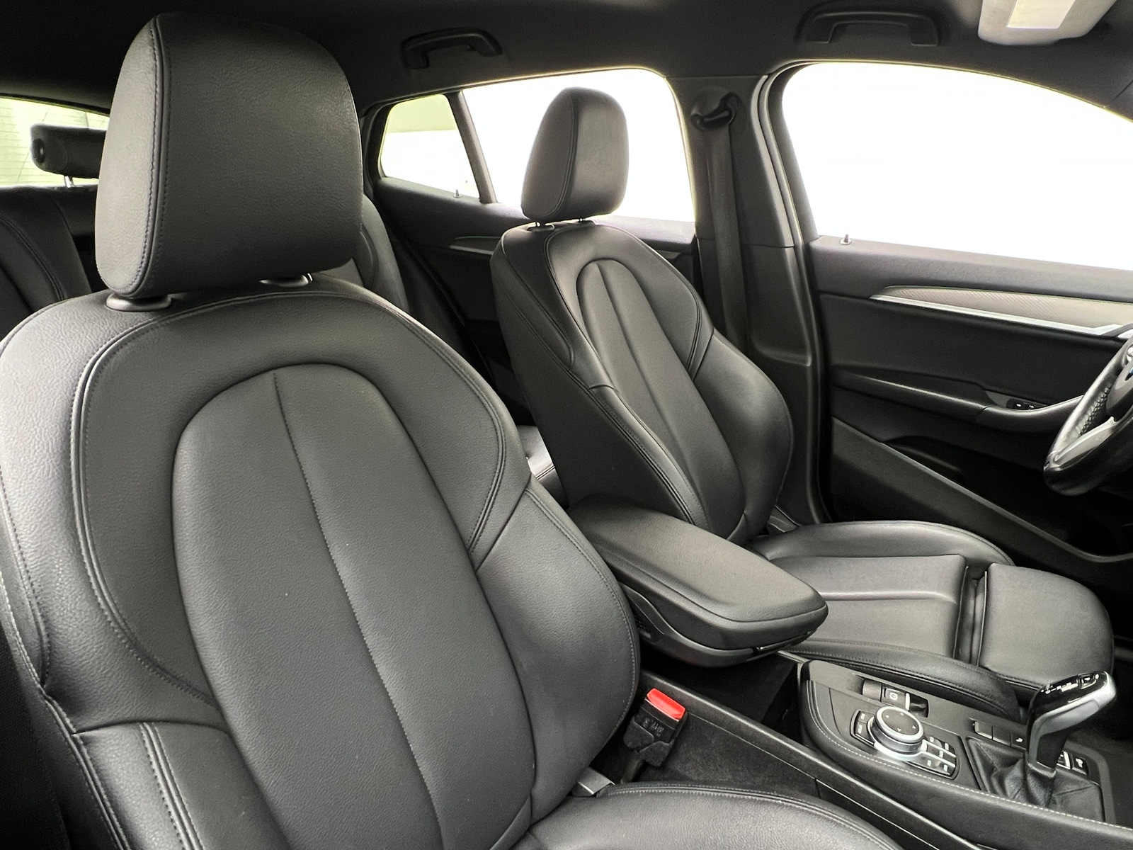 Thumbnail: 2021 BMW X2 - 2