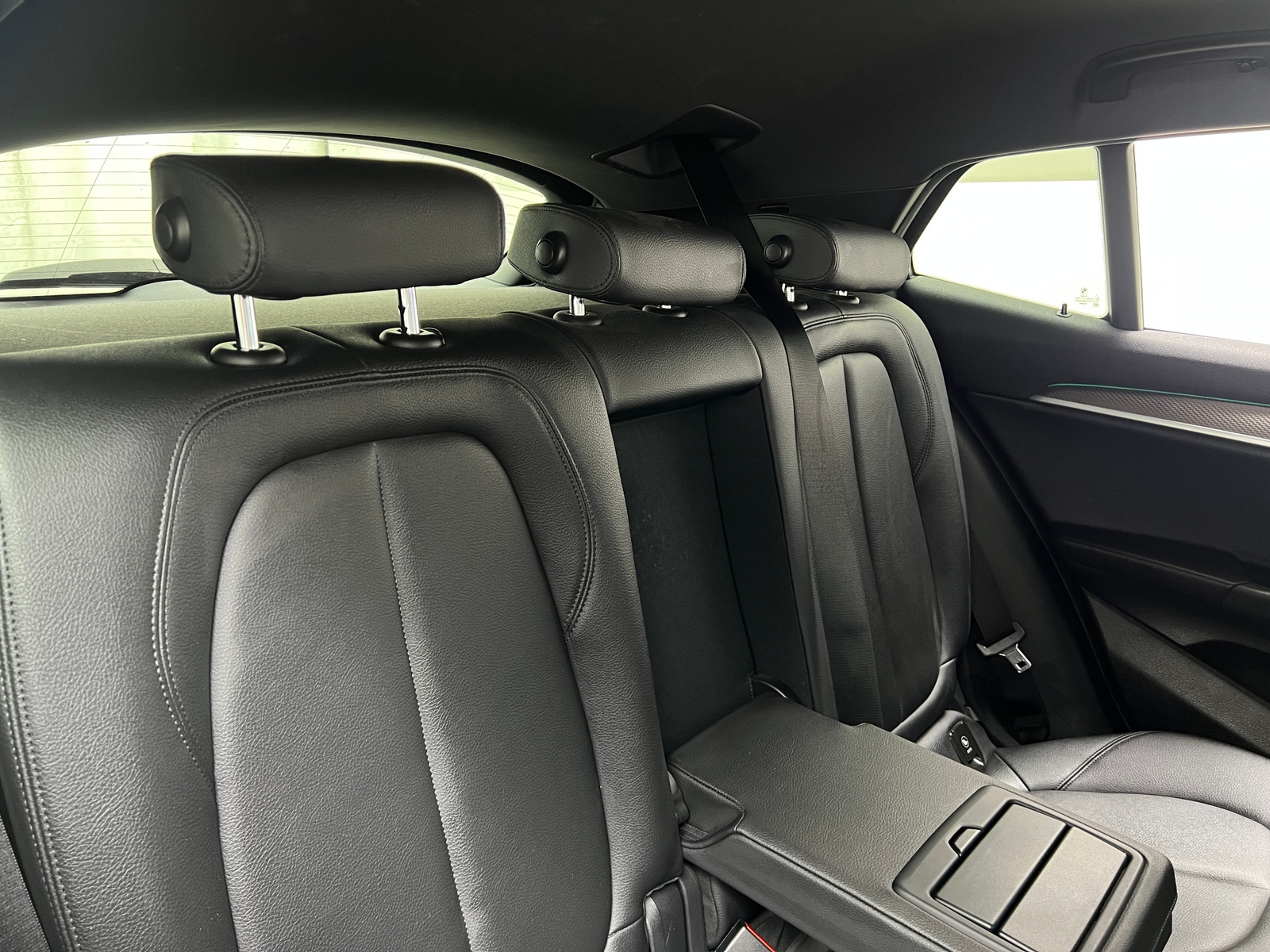 Thumbnail: 2021 BMW X2 - 6