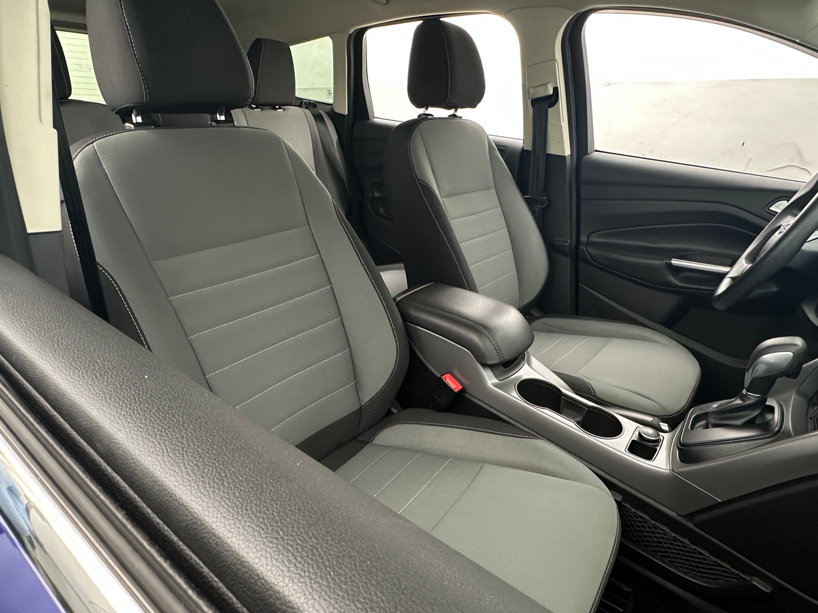 Thumbnail: 2016 Ford Escape - 2