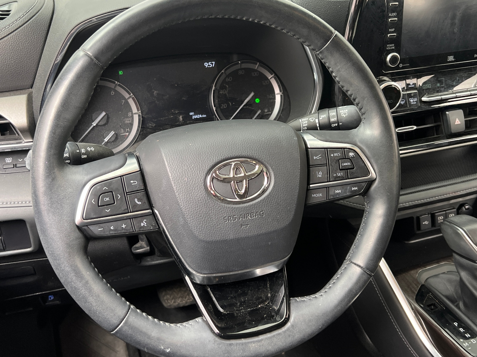 Thumbnail: 2020 Toyota Highlander - 4