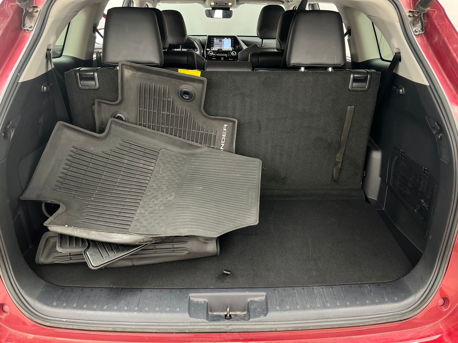 Thumbnail: 2020 Toyota Highlander - 6