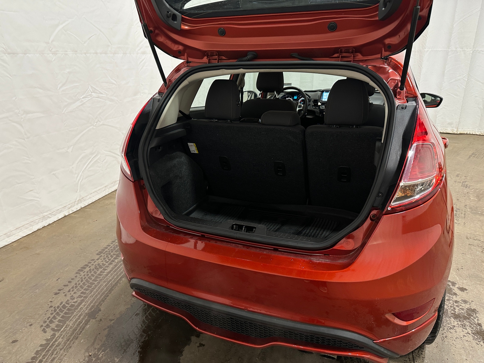 Thumbnail: 2019 Ford Fiesta - 7