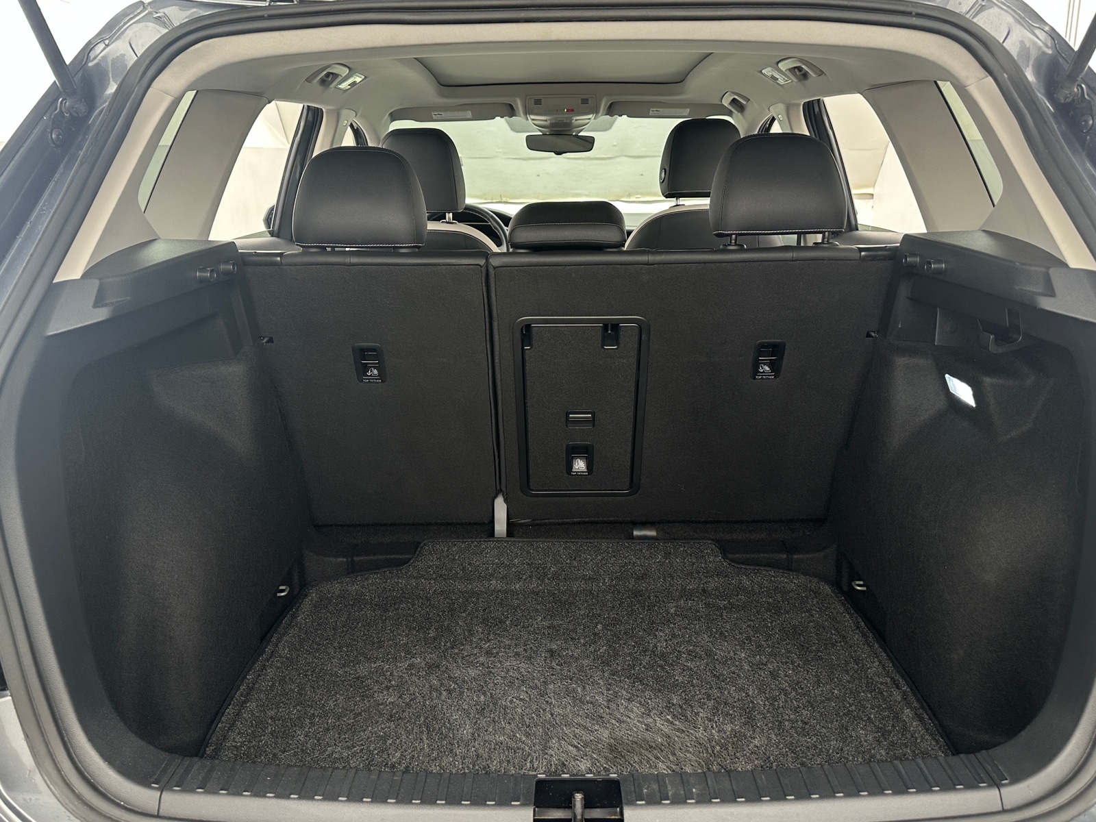 Thumbnail: 2025 Volkswagen Taos - 6