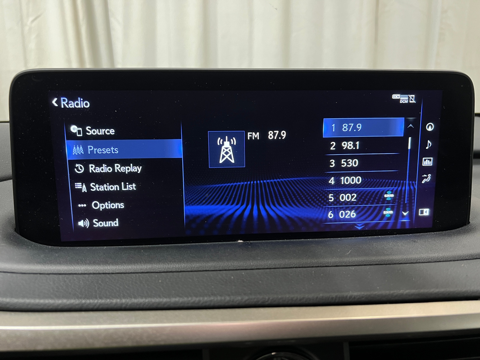 Thumbnail: 2020 Lexus RX - 3