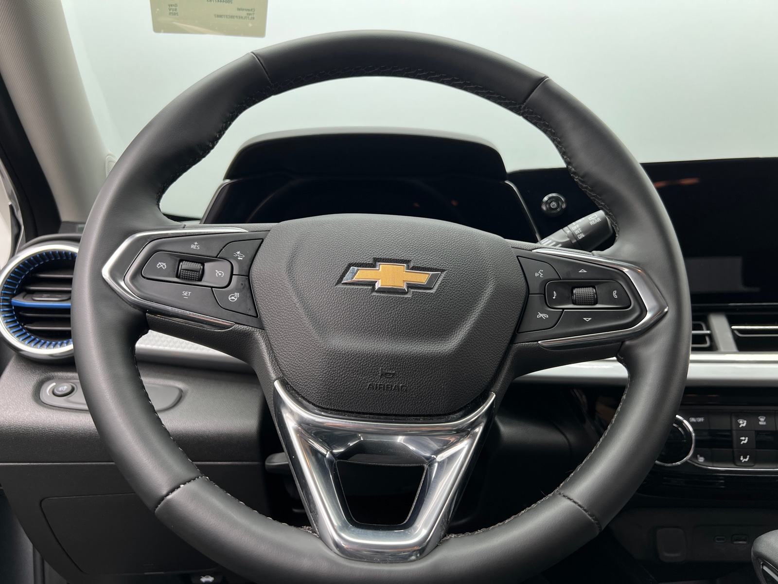 Thumbnail: 2025 Chevrolet Trax - 5