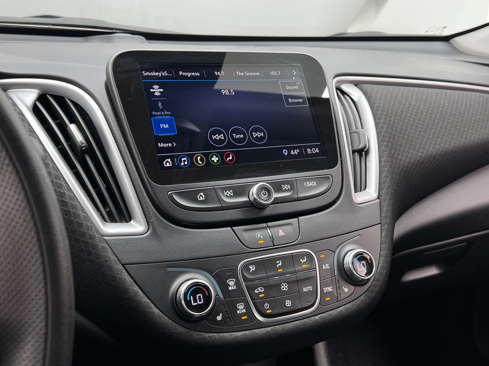 Thumbnail: 2024 Chevrolet Malibu - 4