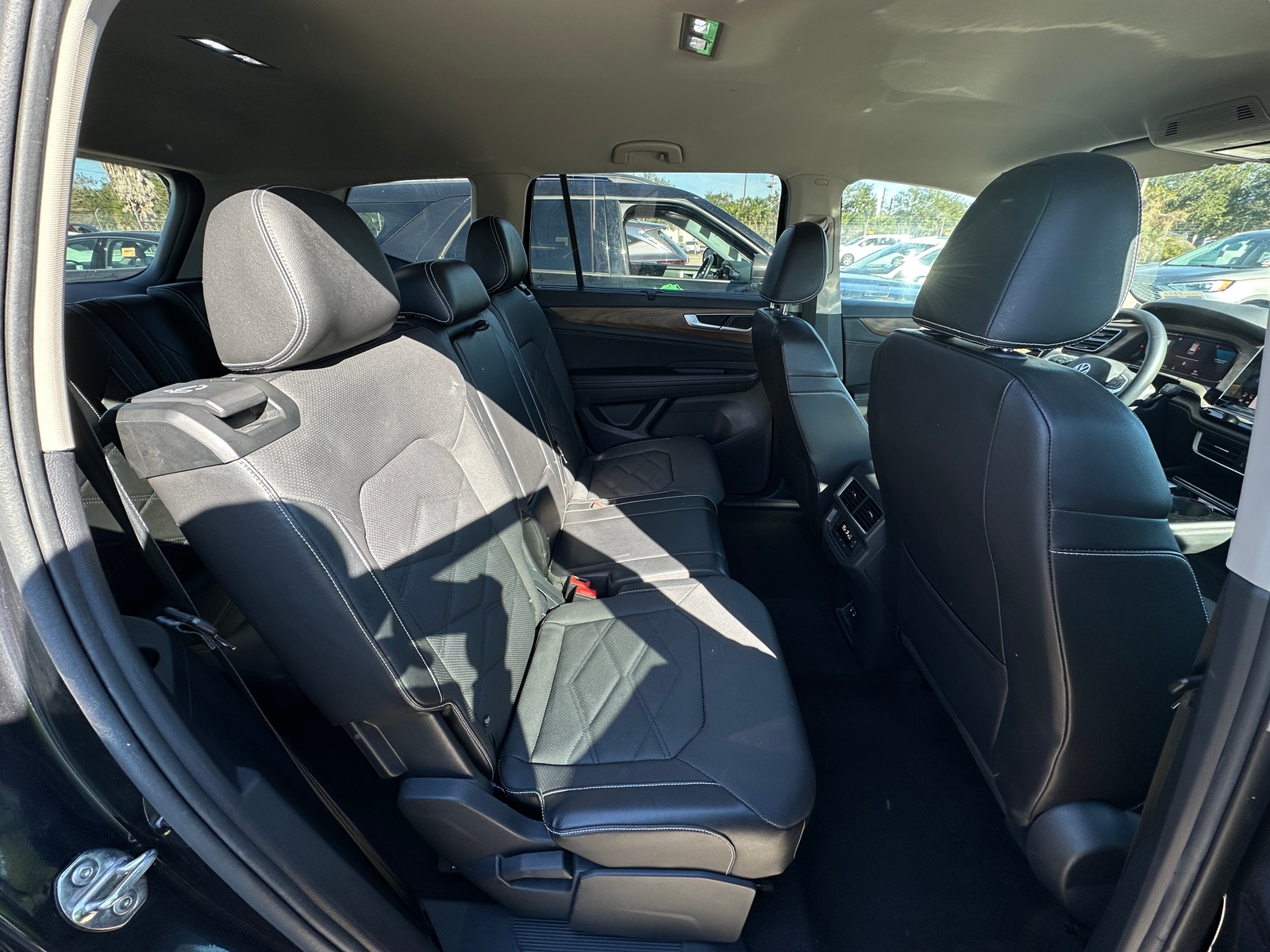 Thumbnail: 2024 Volkswagen Atlas - 5