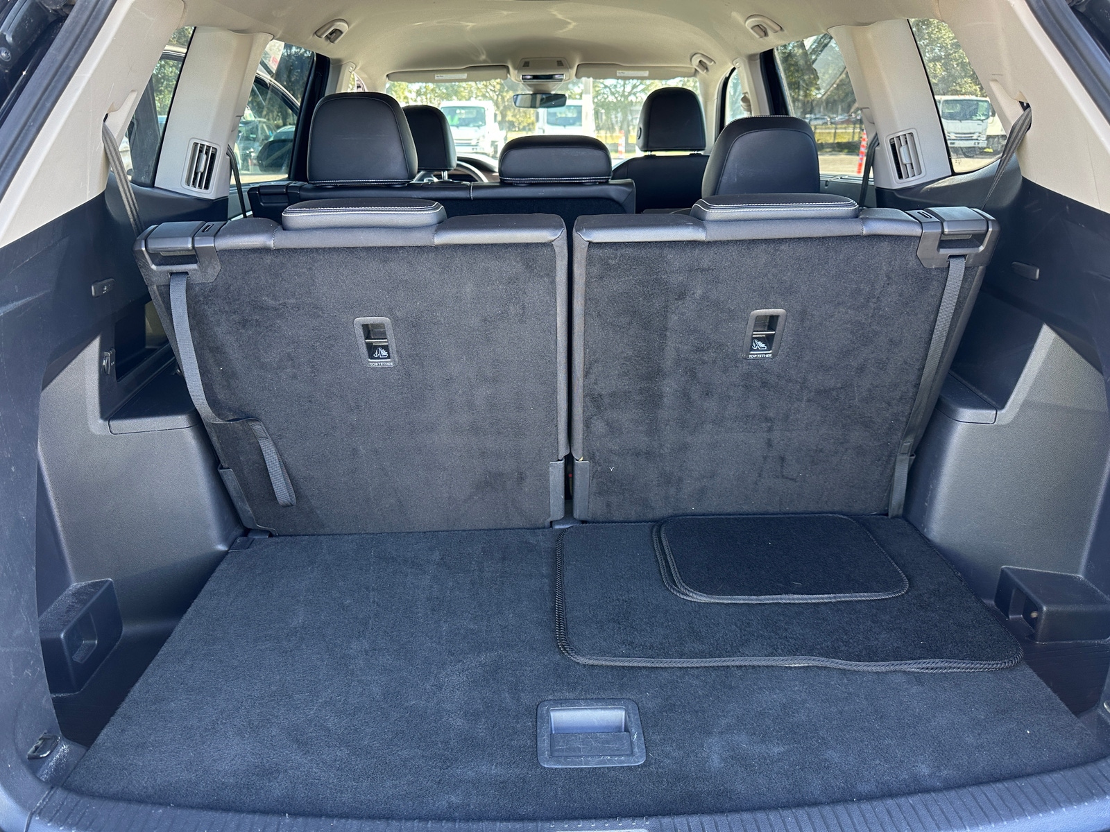 Thumbnail: 2024 Volkswagen Atlas - 6