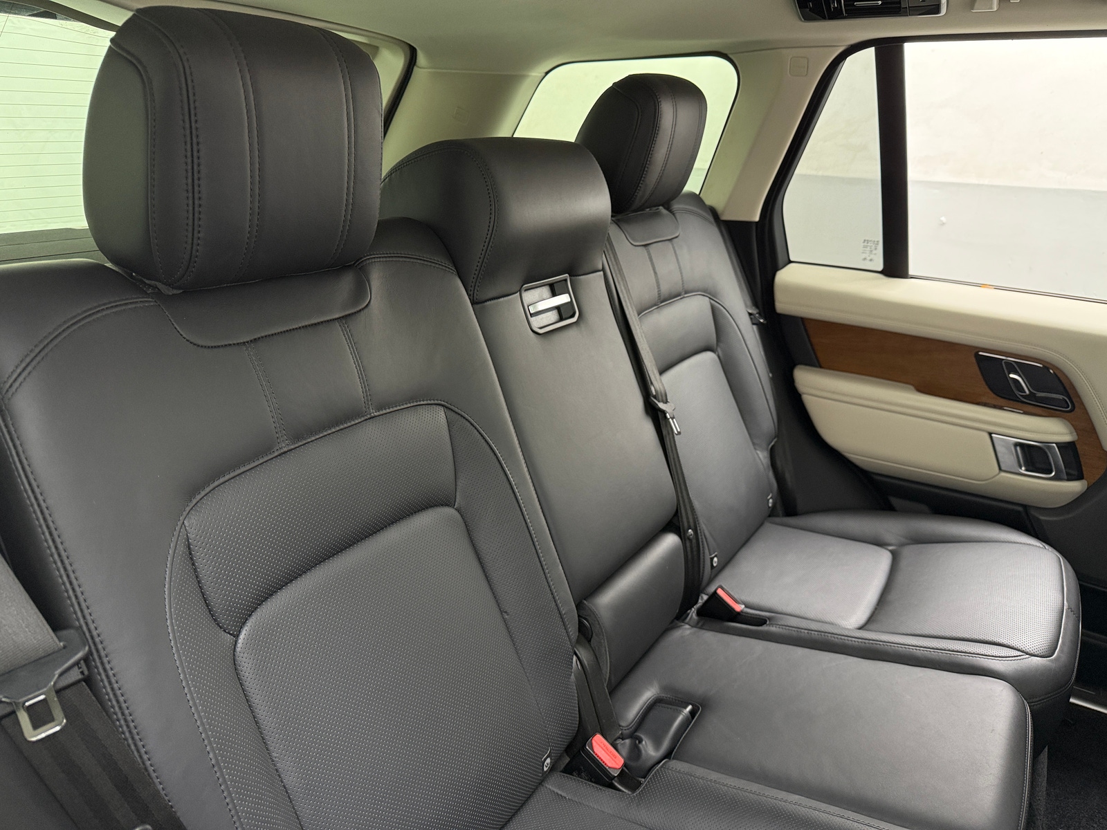 Thumbnail: 2019 Land Rover Range Rover - 5