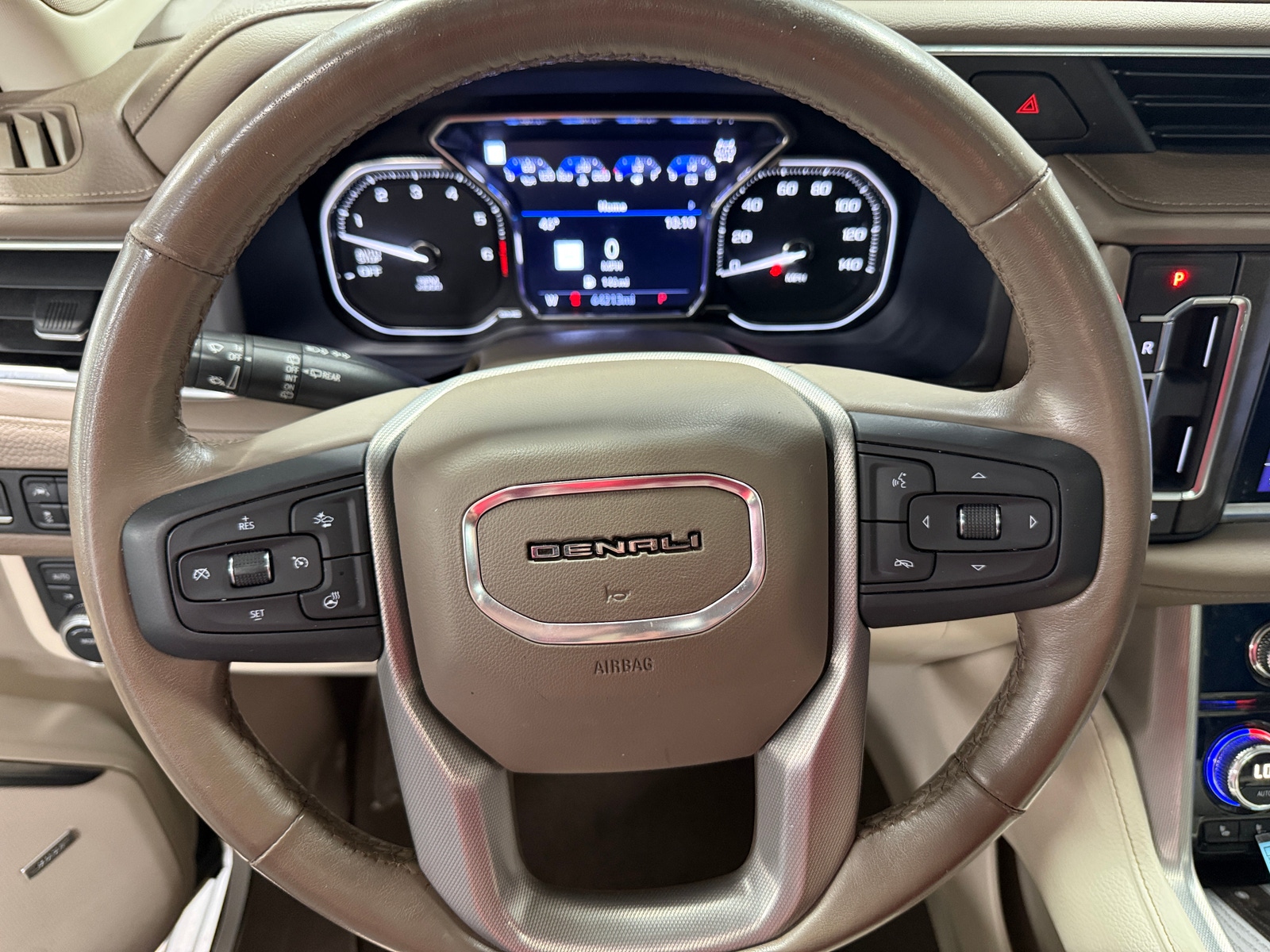 Thumbnail: 2021 GMC Yukon XL - 4