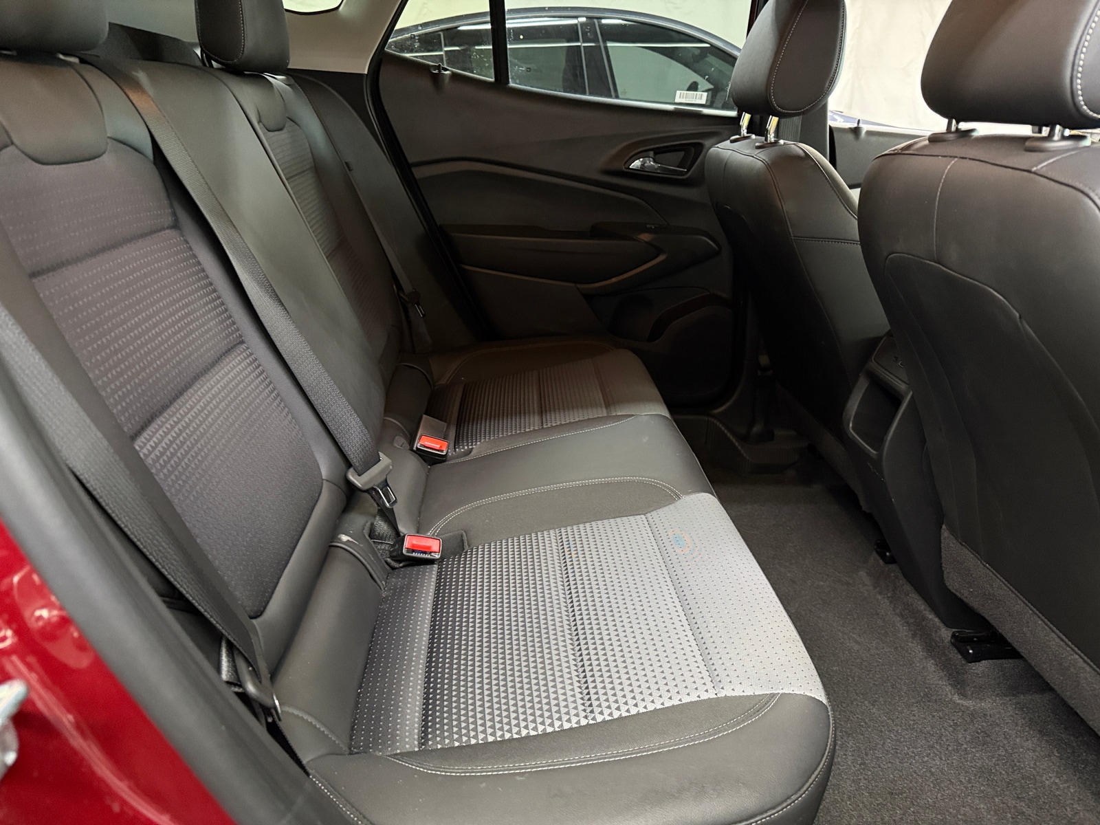 Thumbnail: 2025 Chevrolet Trax - 6