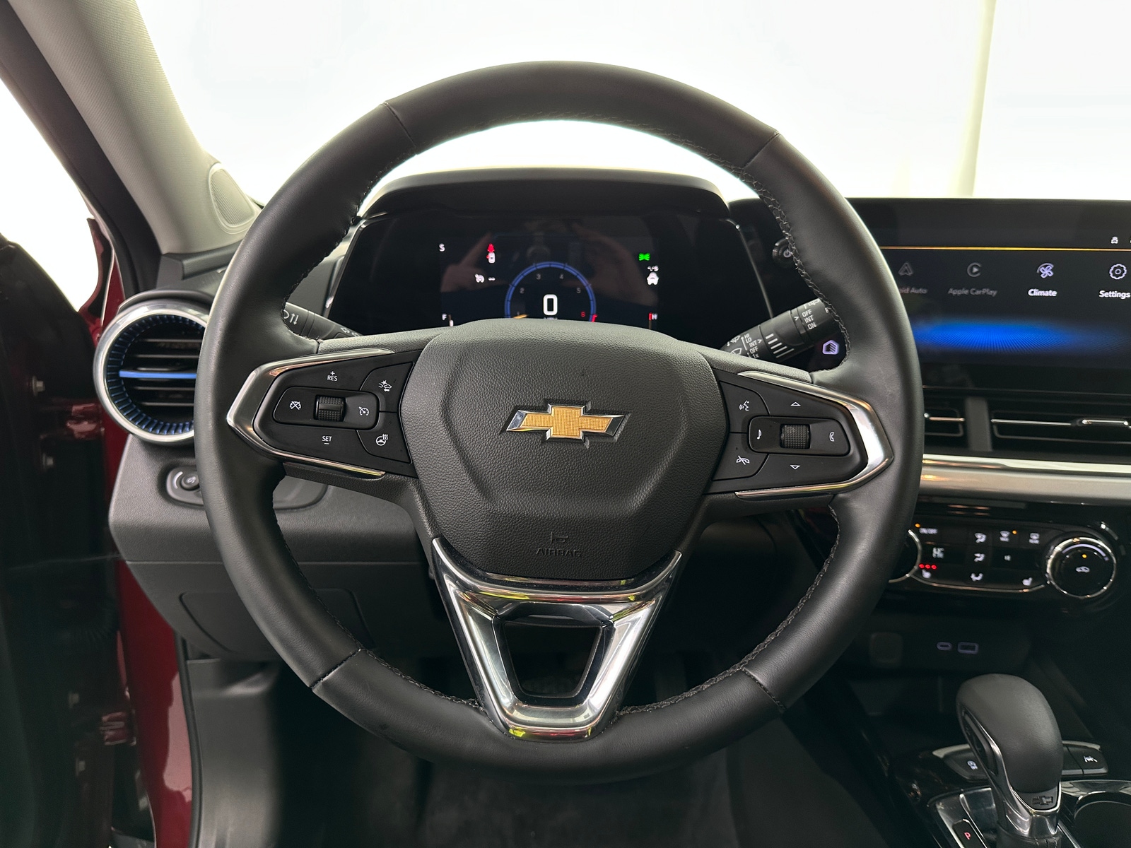 Thumbnail: 2025 Chevrolet Trax - 5