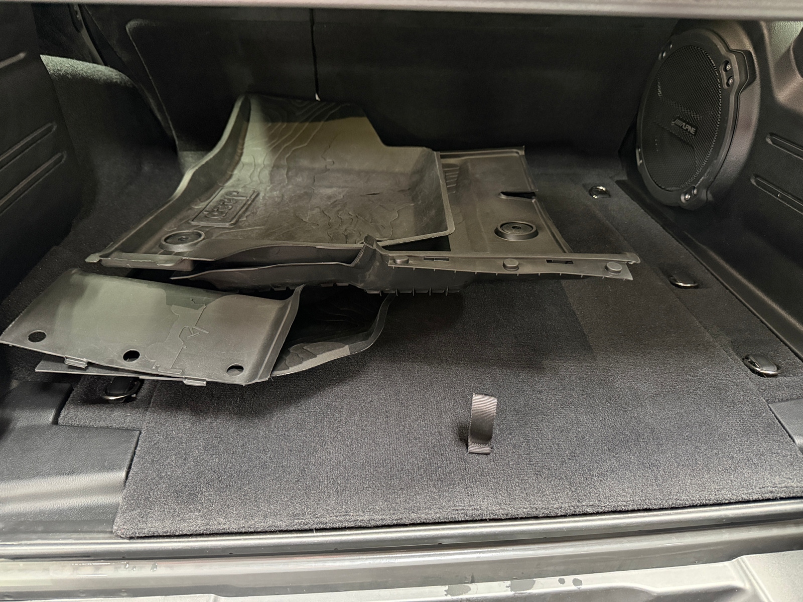 Thumbnail: 2021 Jeep Wrangler - 6