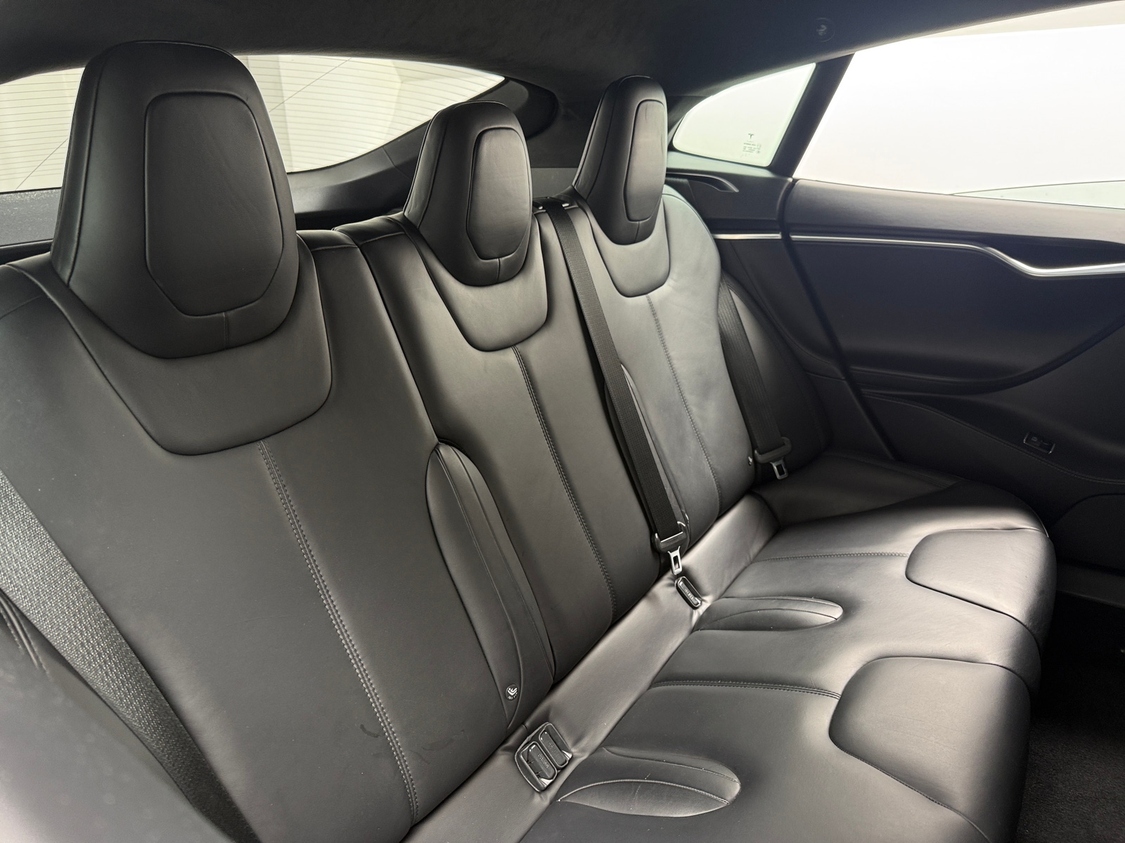 Thumbnail: 2017 Tesla Model S - 5