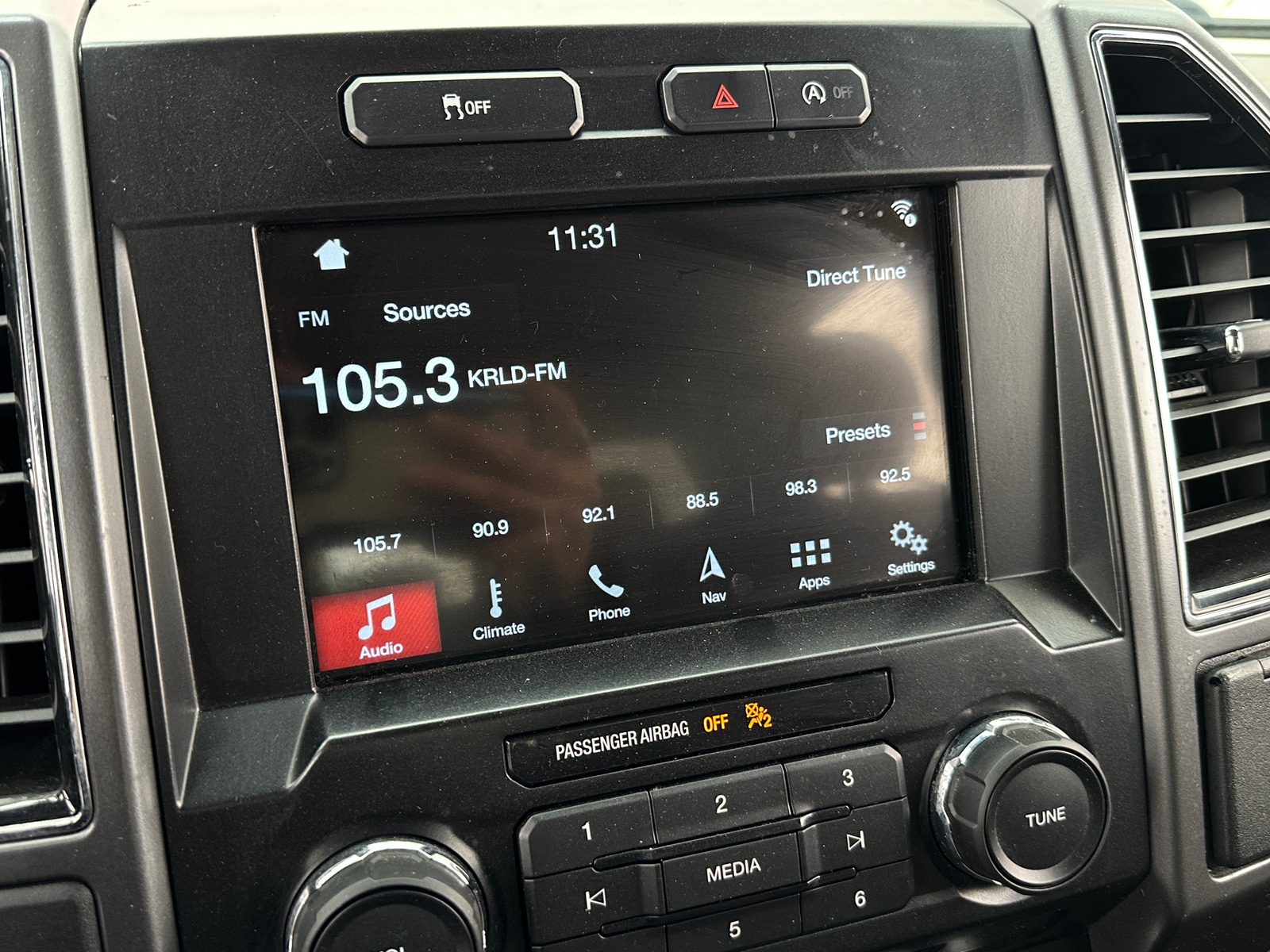 Thumbnail: 2018 Ford Econoline - 4