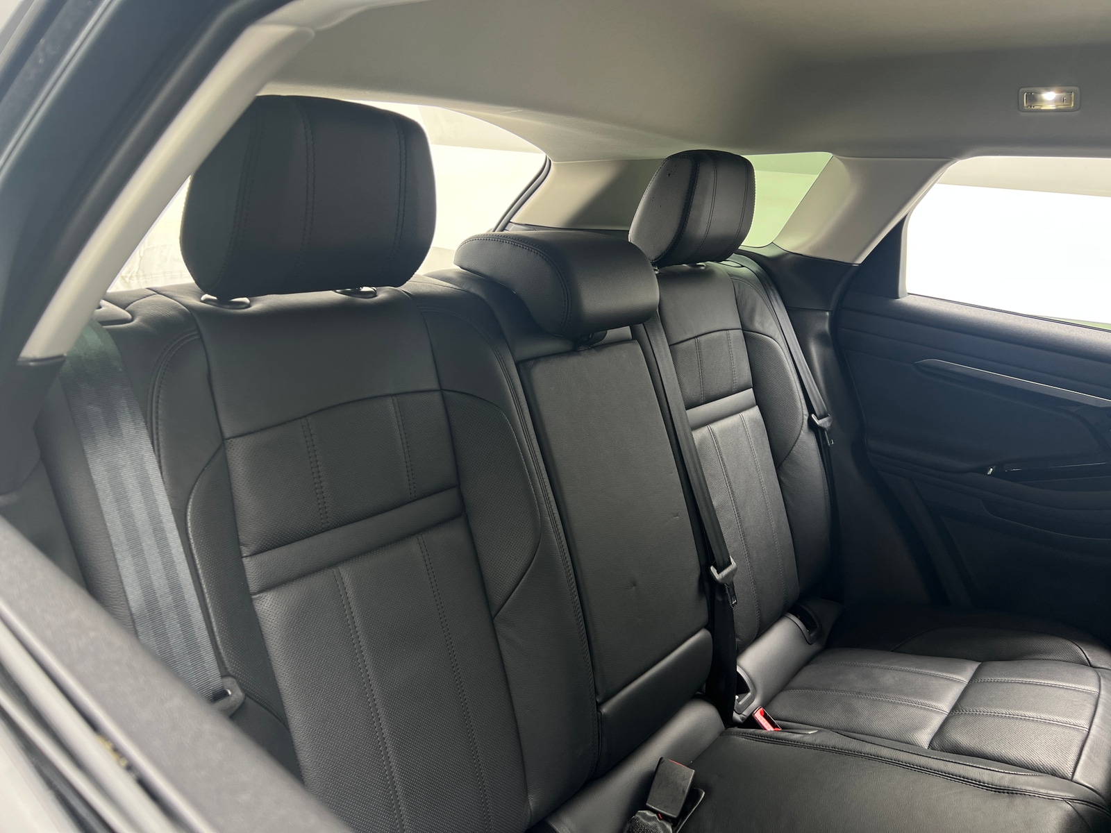 Thumbnail: 2020 Land Rover Range Rover Evoque - 5