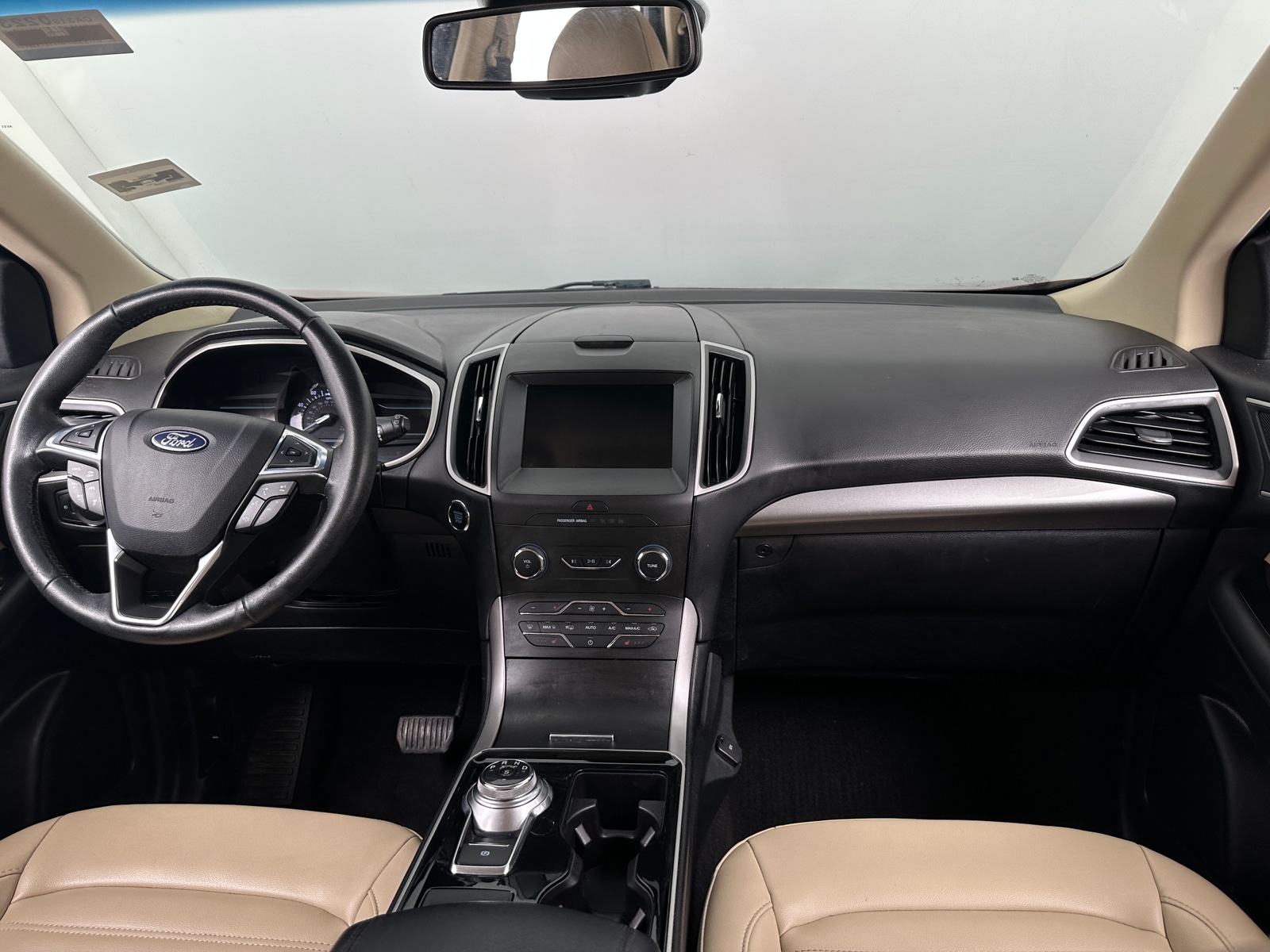 Thumbnail: 2019 Ford Edge - 3