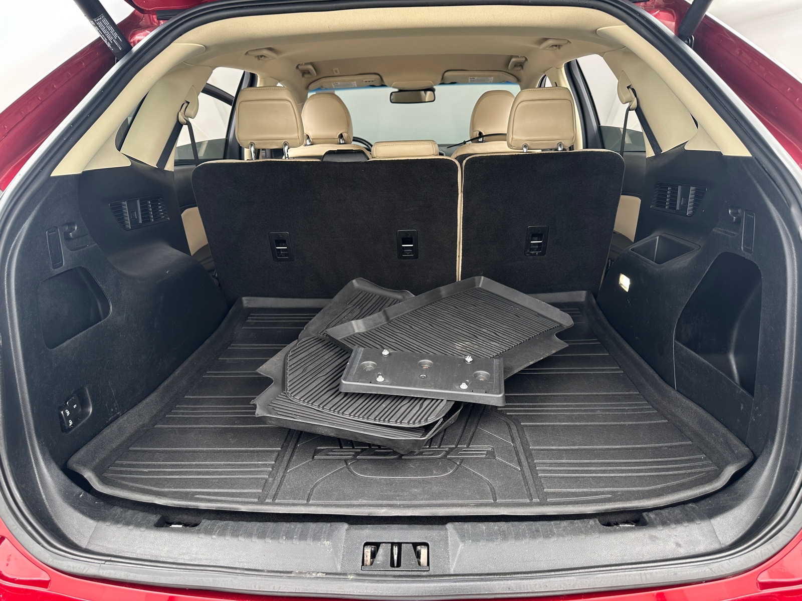 Thumbnail: 2019 Ford Edge - 7